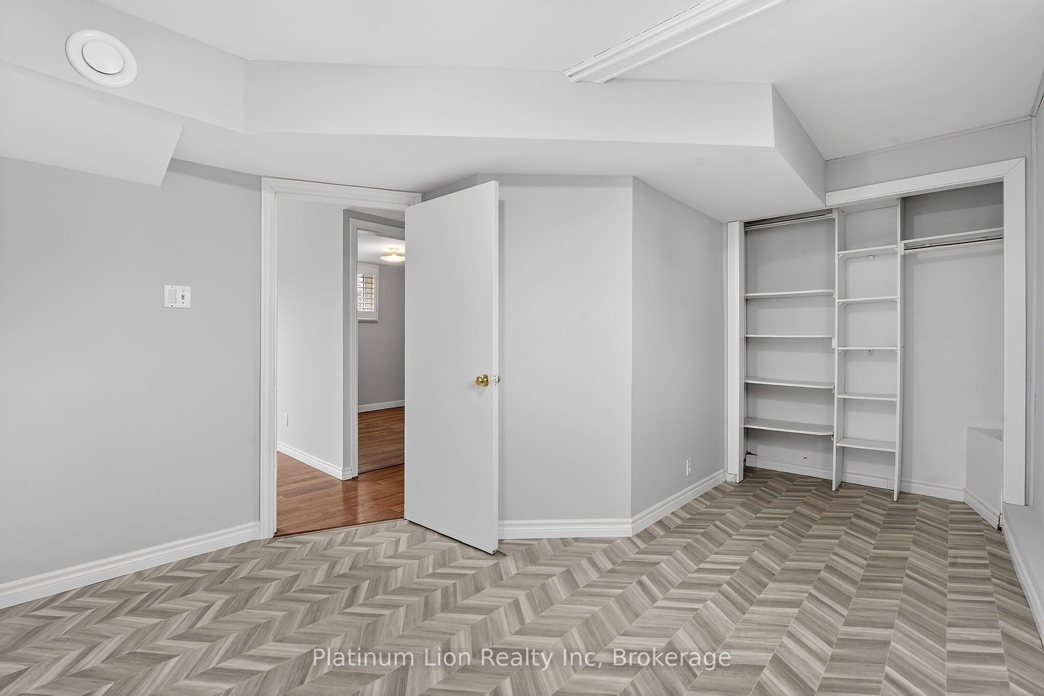 Listing 31026 Image