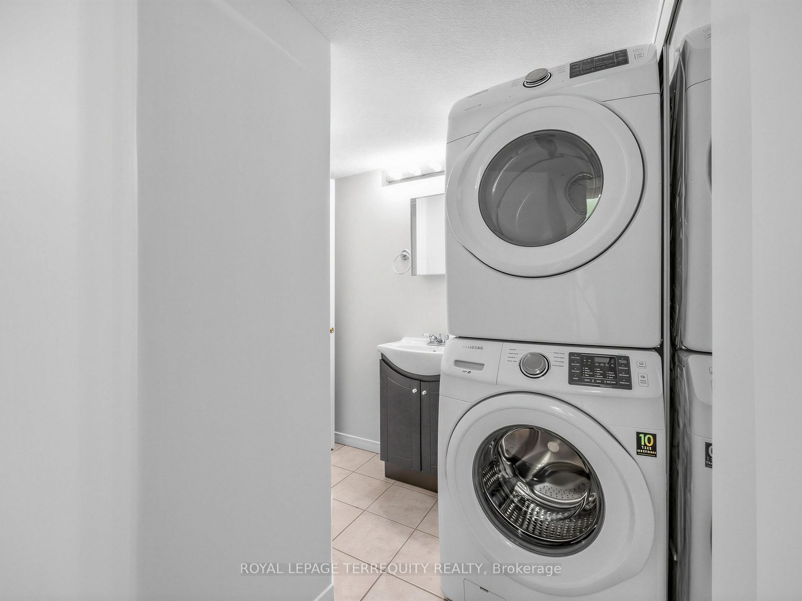 Listing 48947 Image