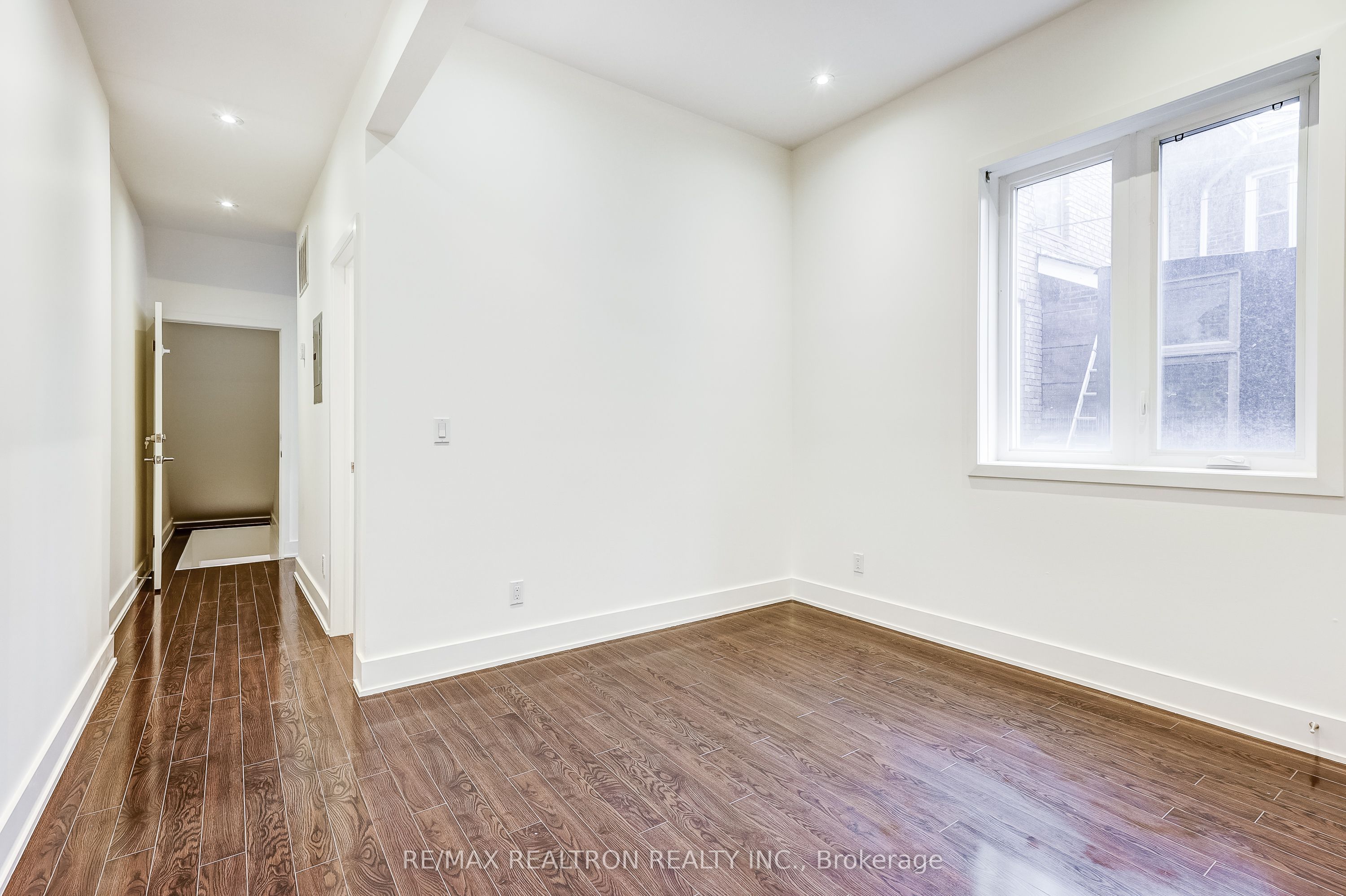 Listing 157435 Image