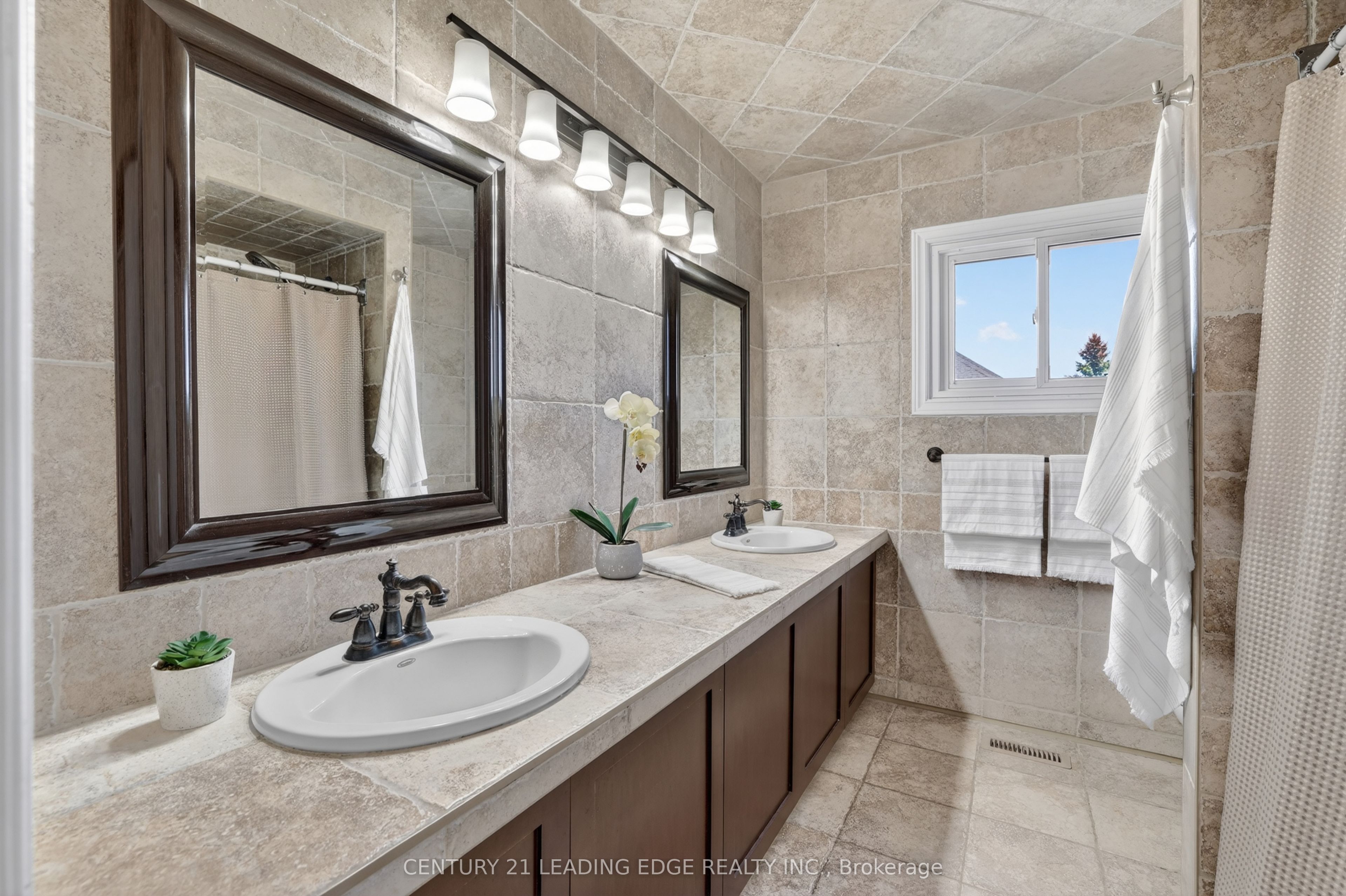 Listing 51260 Image