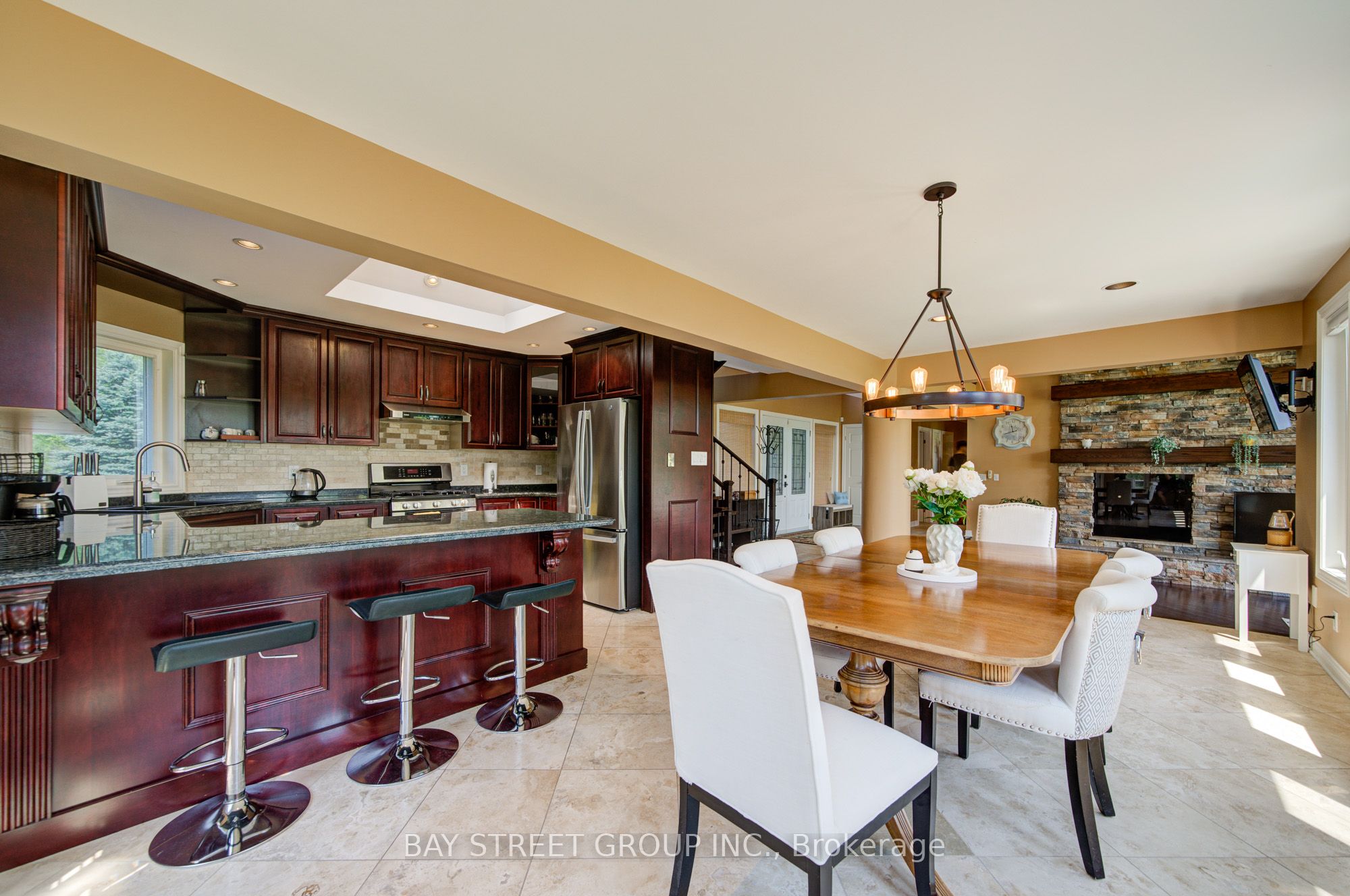 Listing 84301 Image