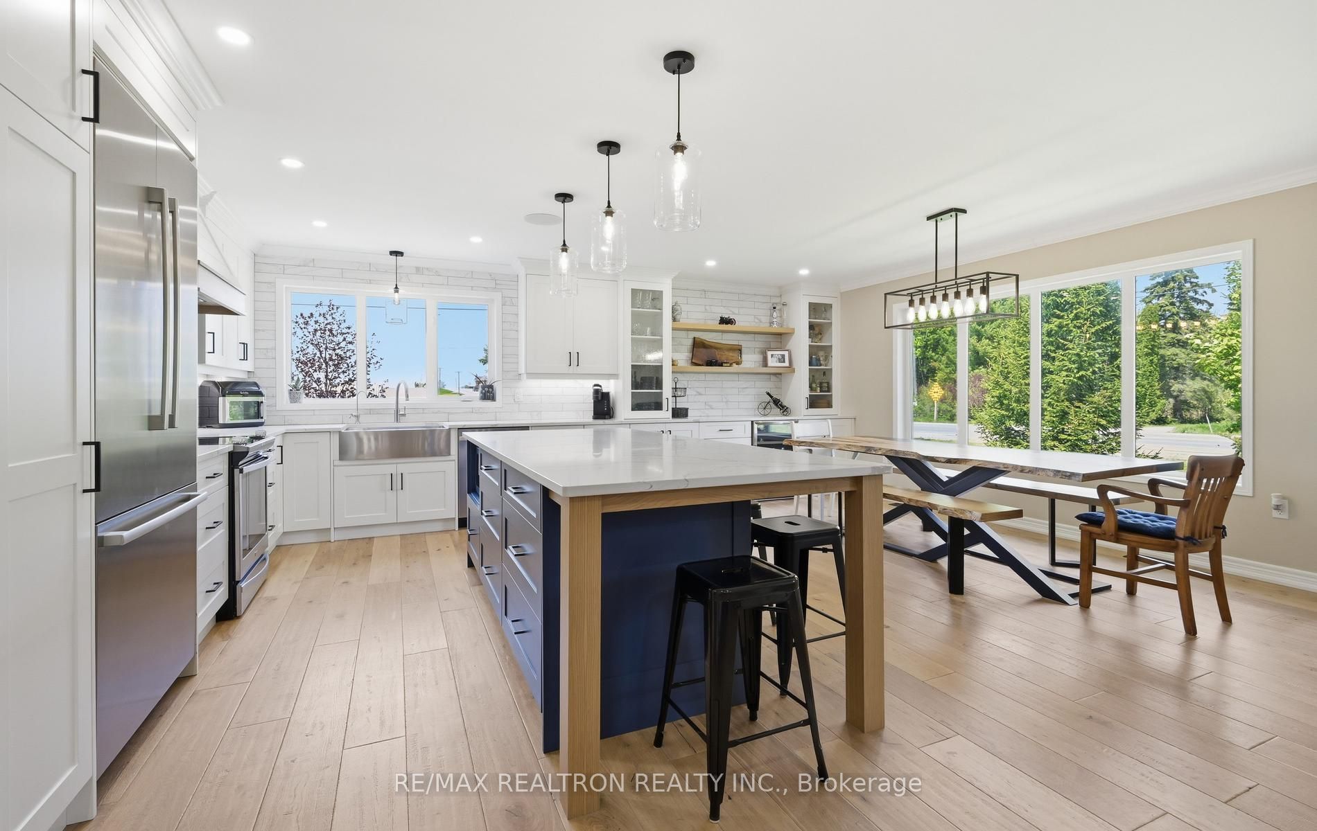 Listing 90584 Image