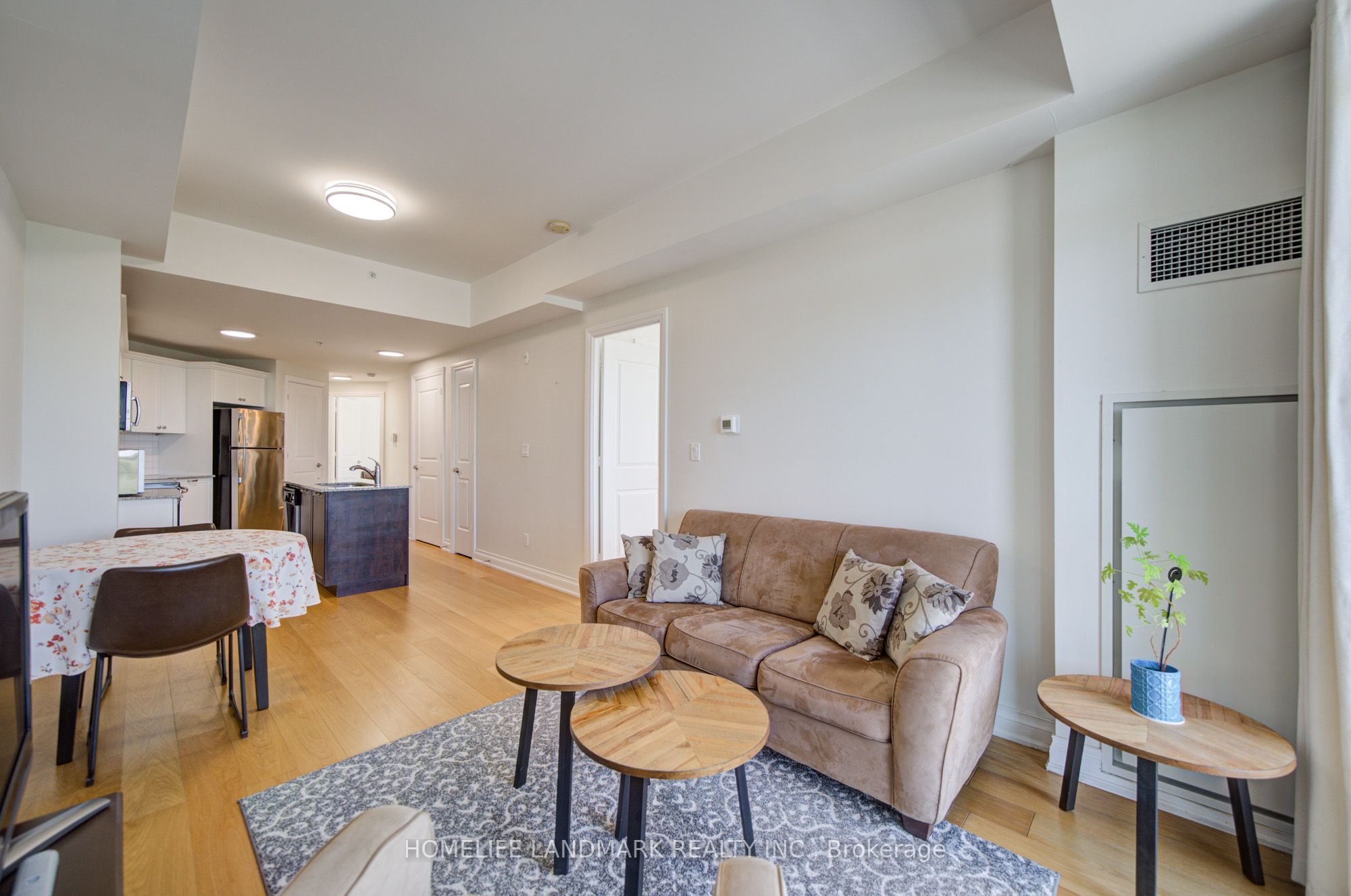 Listing 32208 Image
