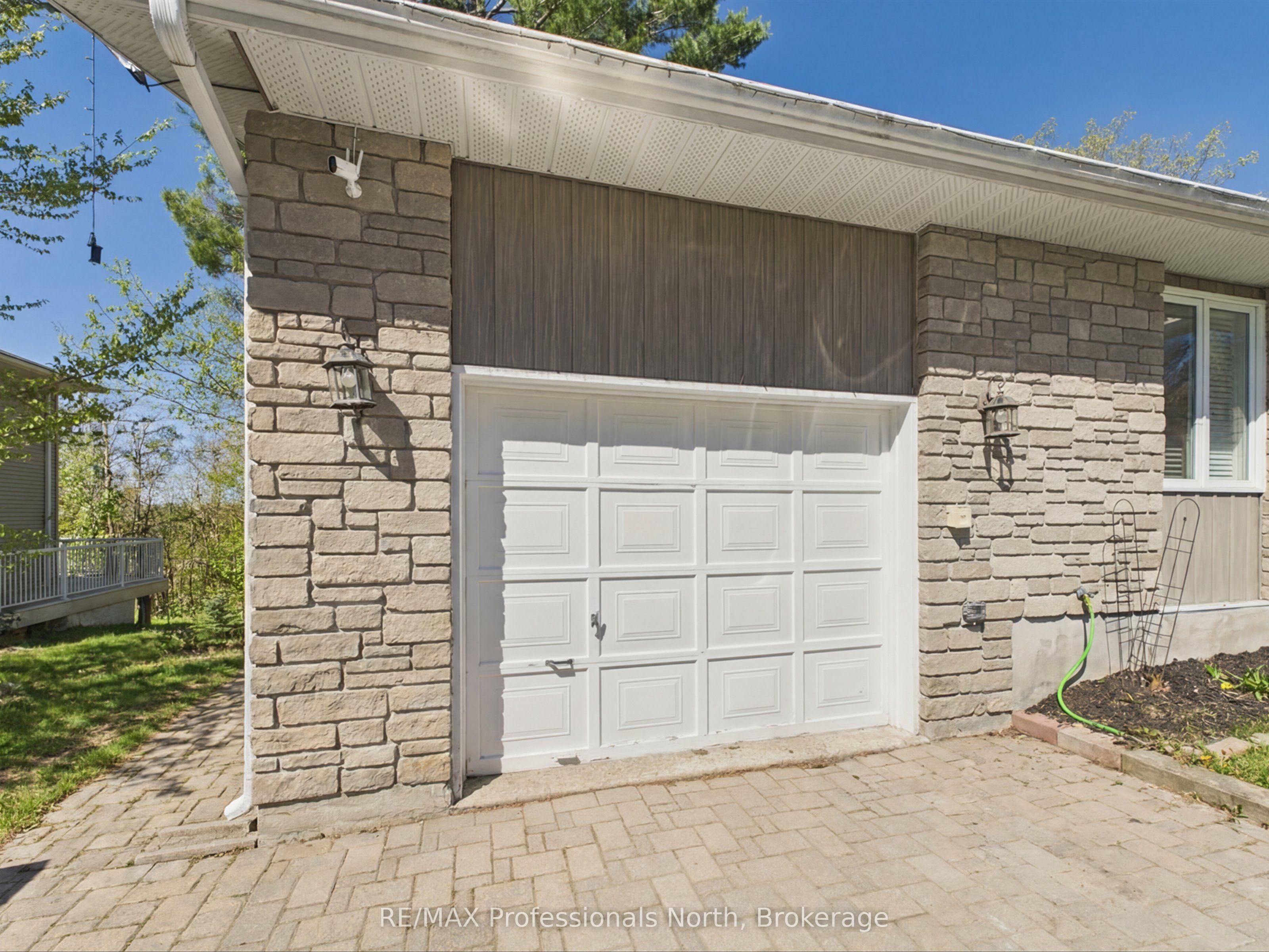 Listing 38250 Image