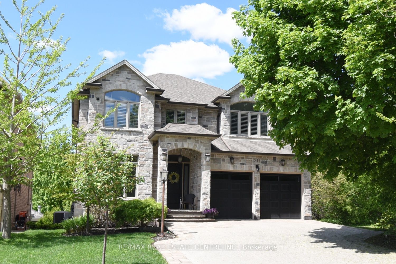 Listing 57945 Image