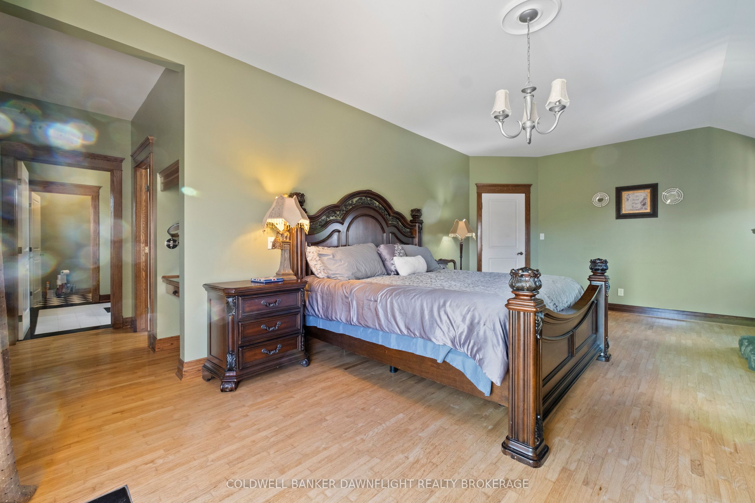 Listing 64837 Image