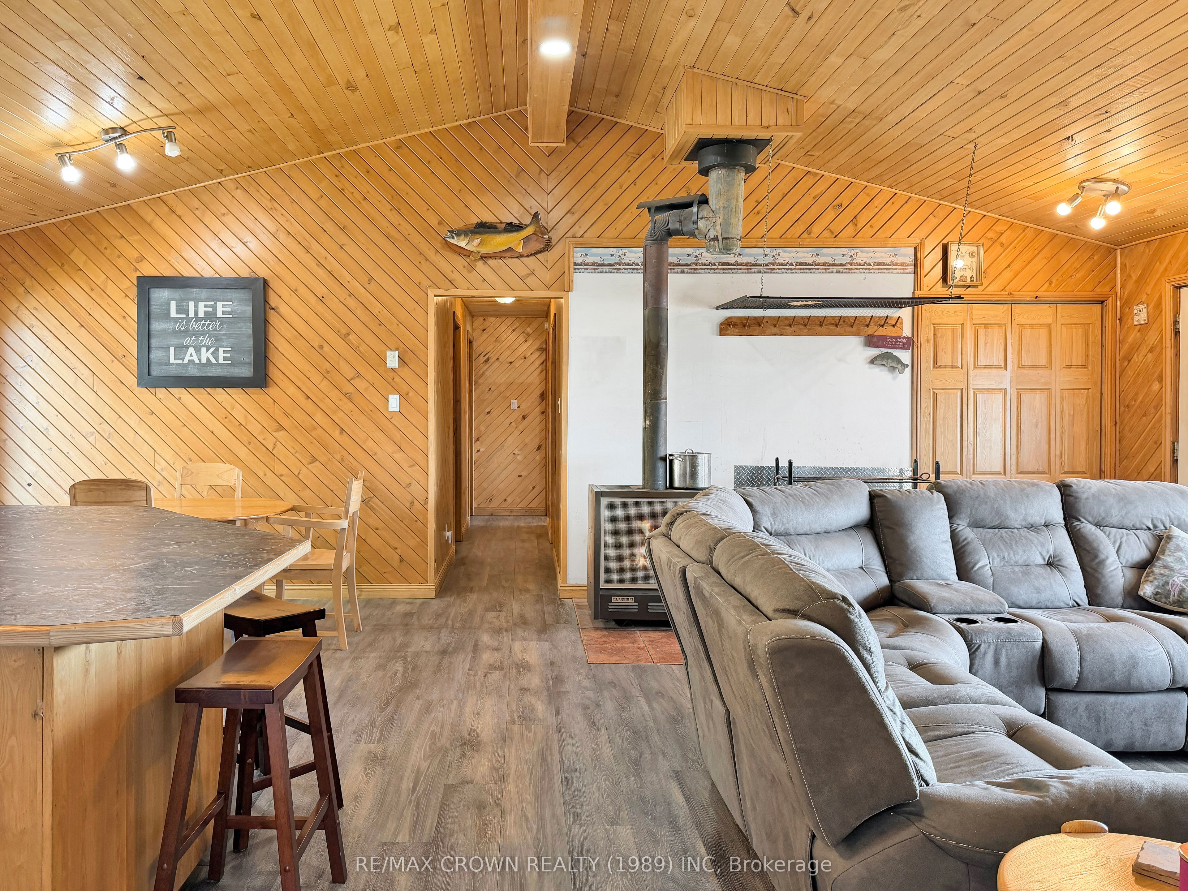 Listing 81645 Image