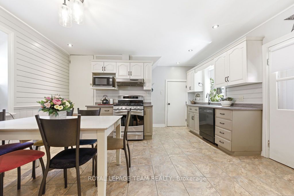 Listing 46103 Image