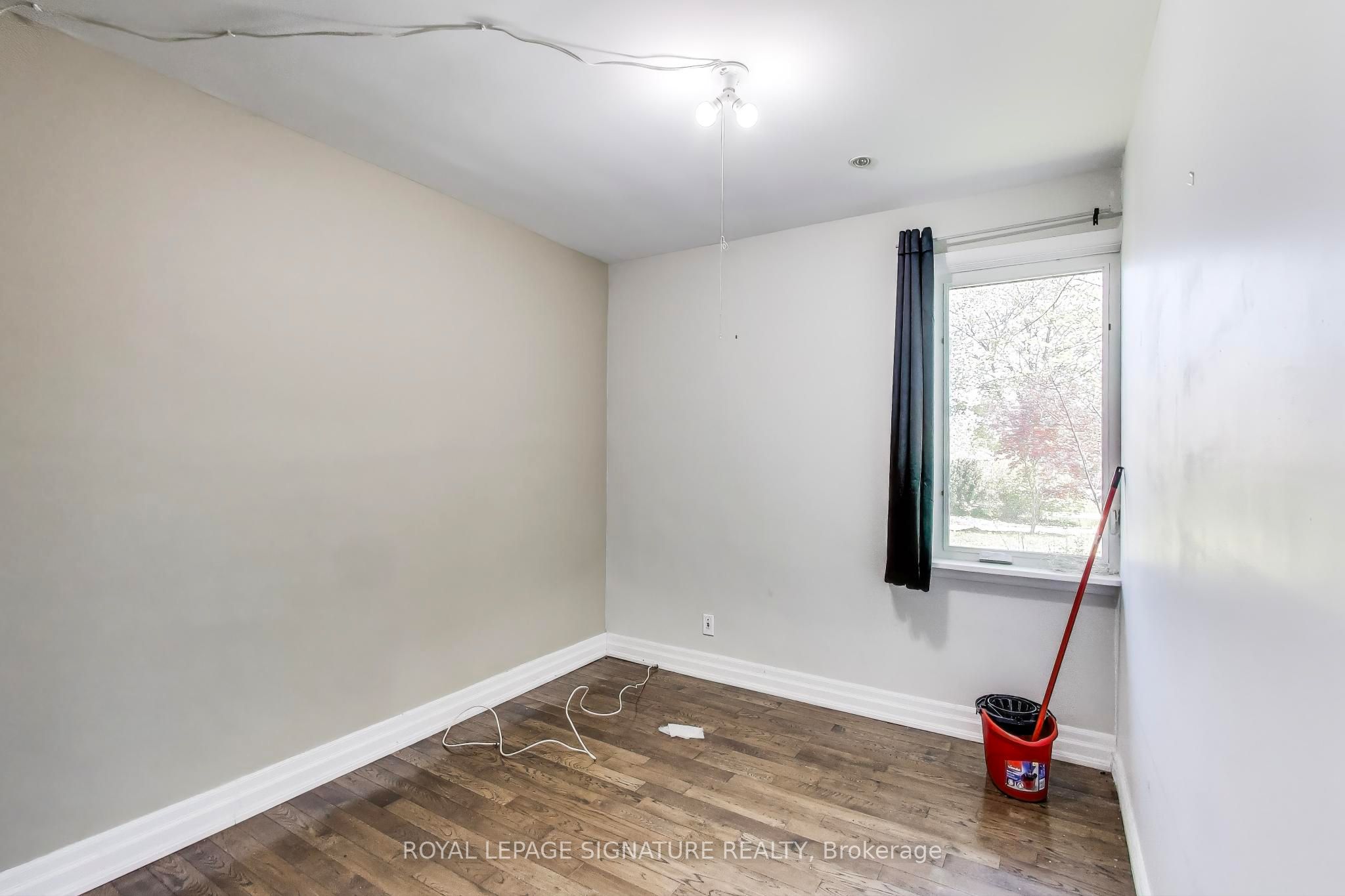 Listing 42261 Image