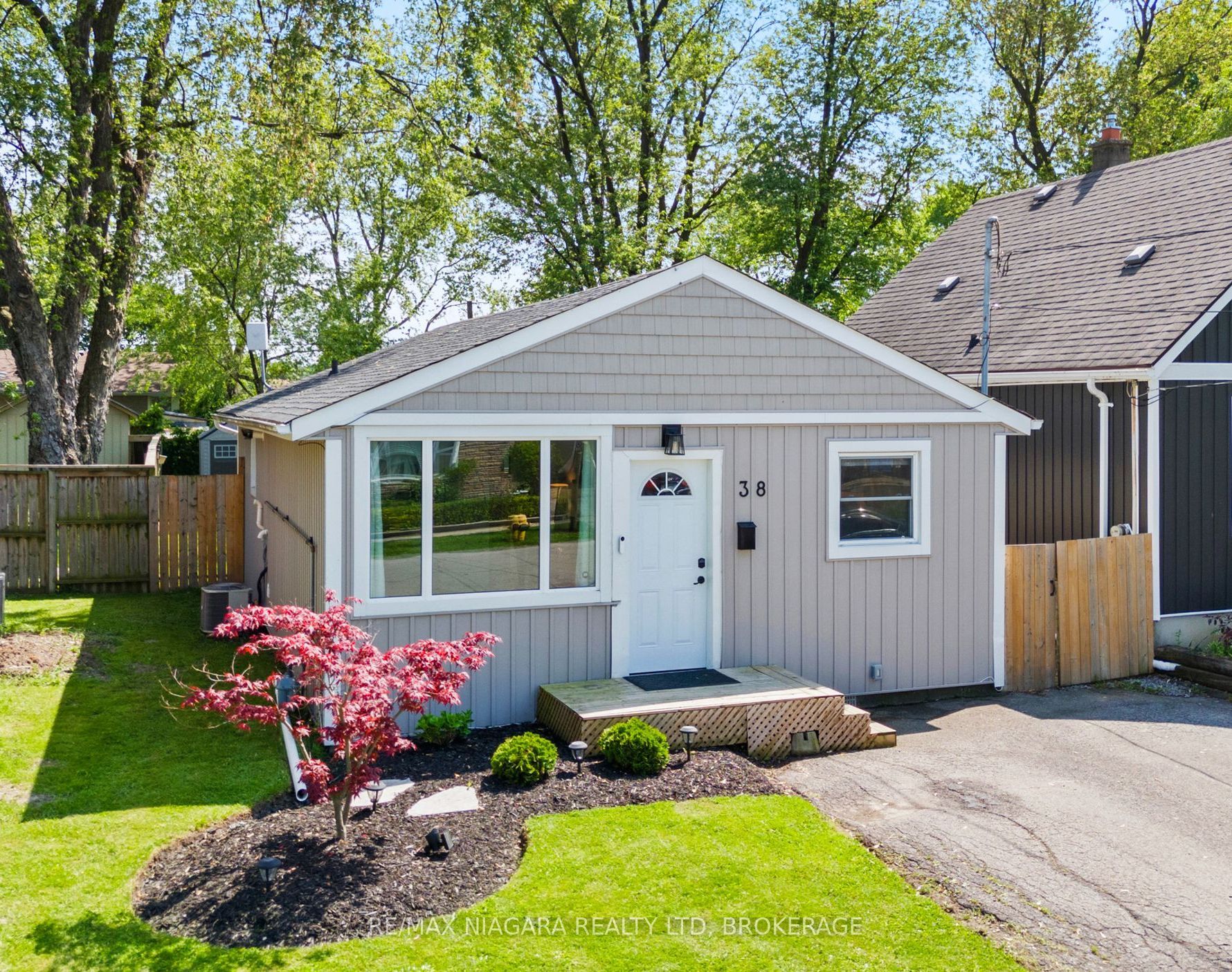 Listing 42709 Image