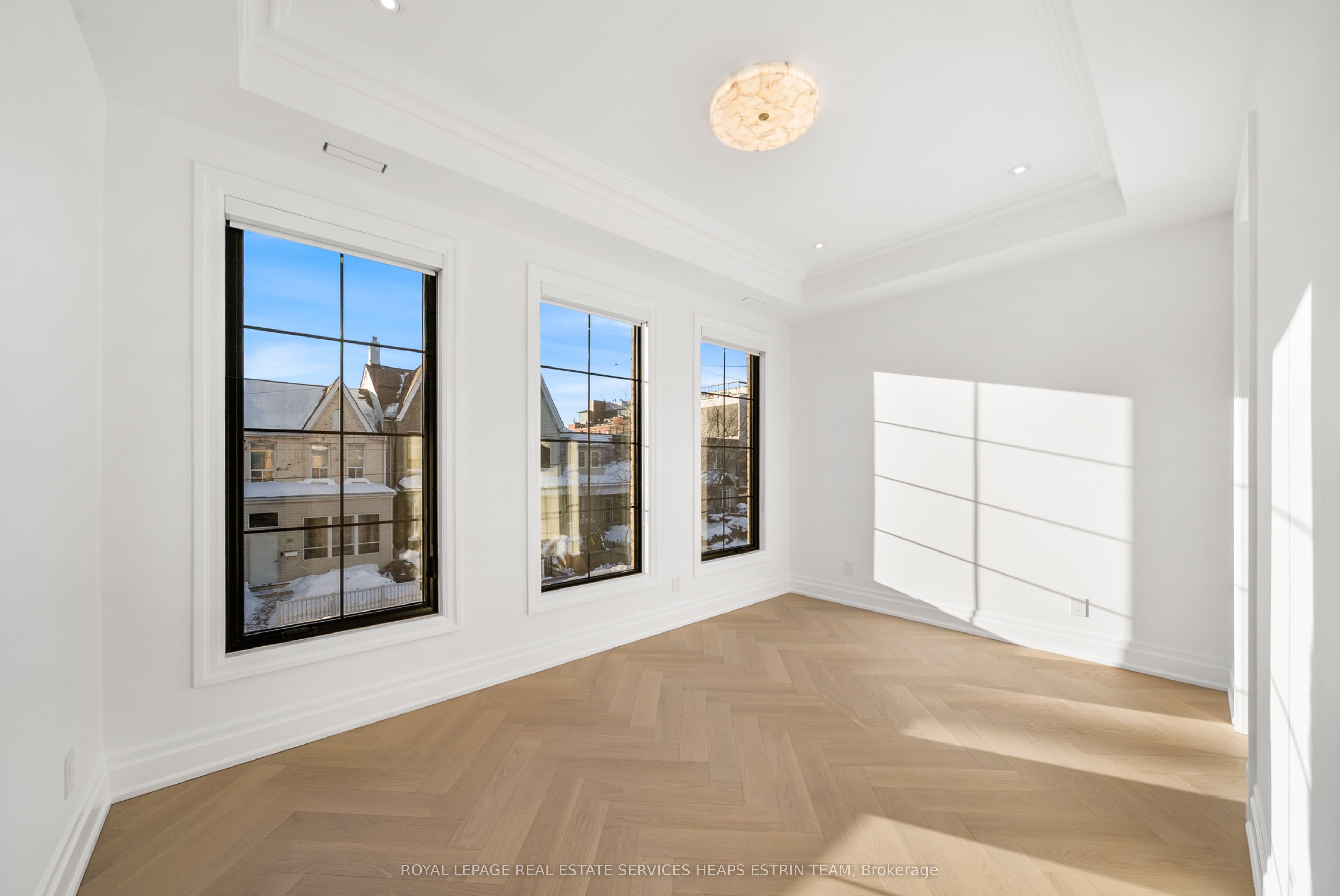 Listing 60216 Image
