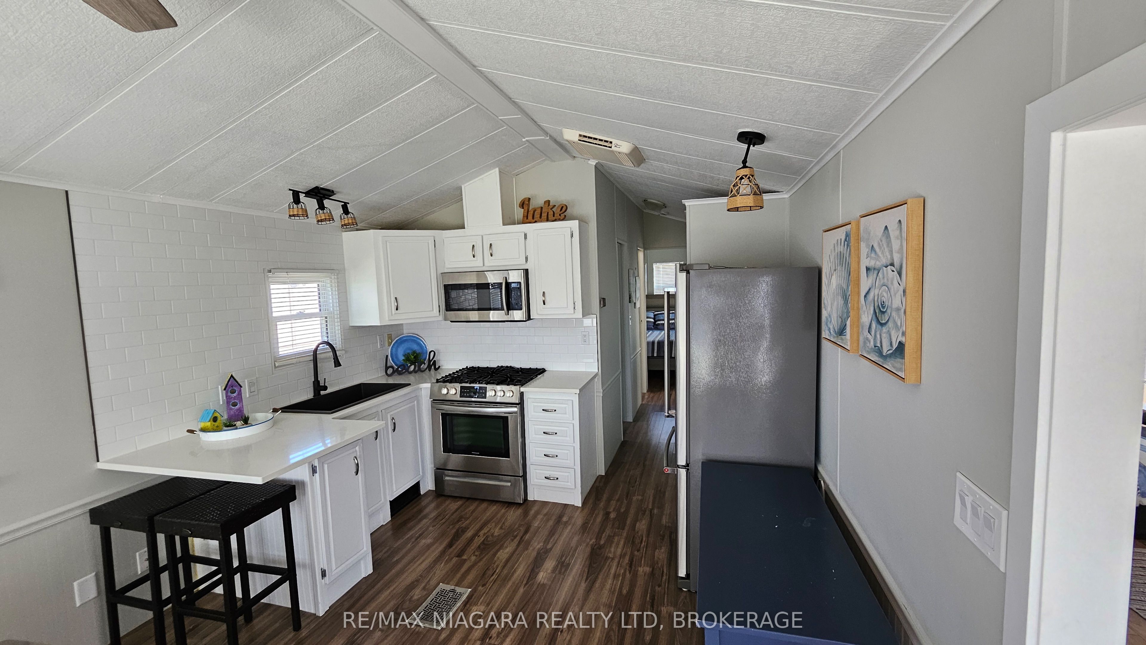 Listing 42629 Image