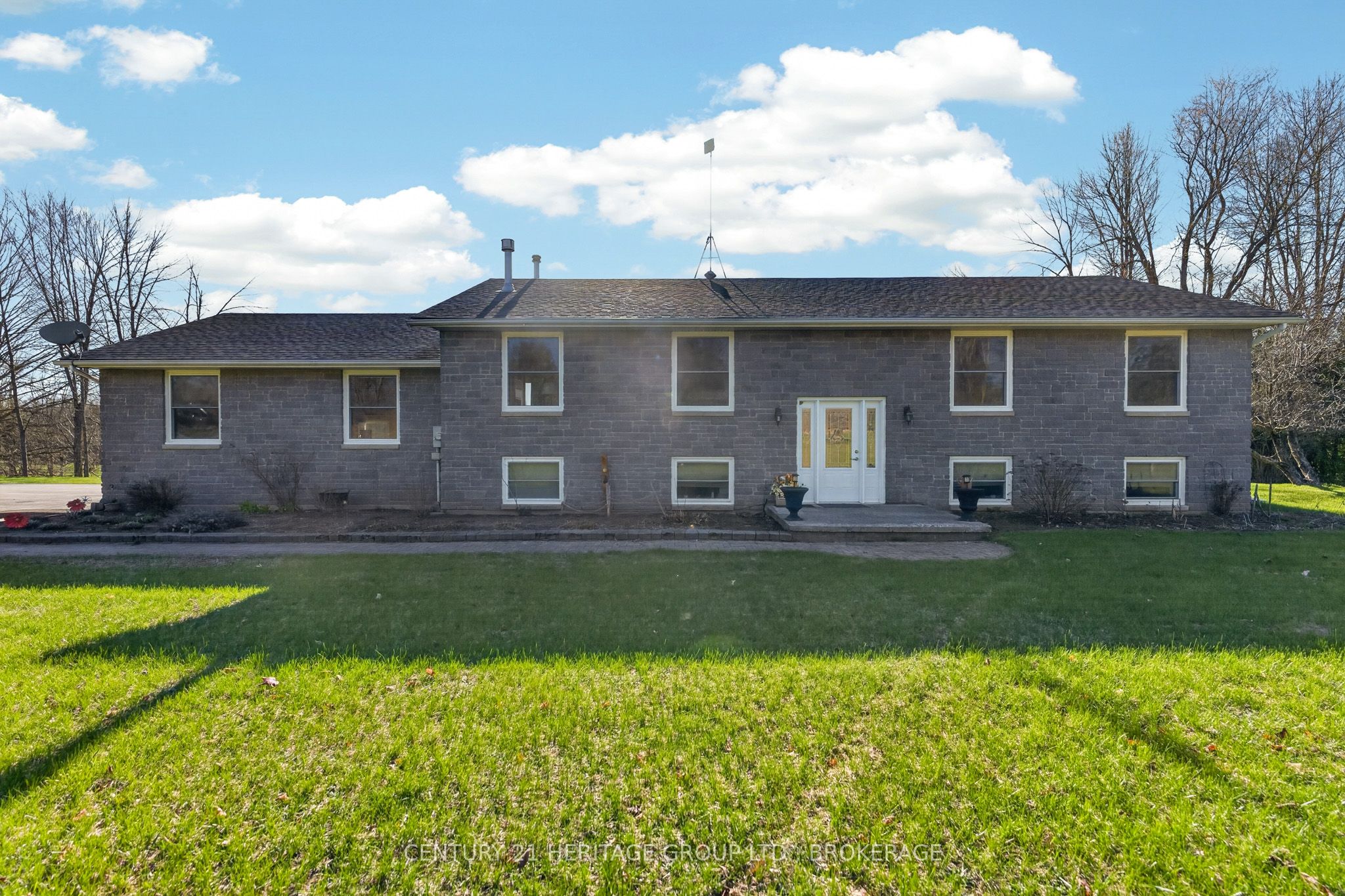 Listing 64991 Image