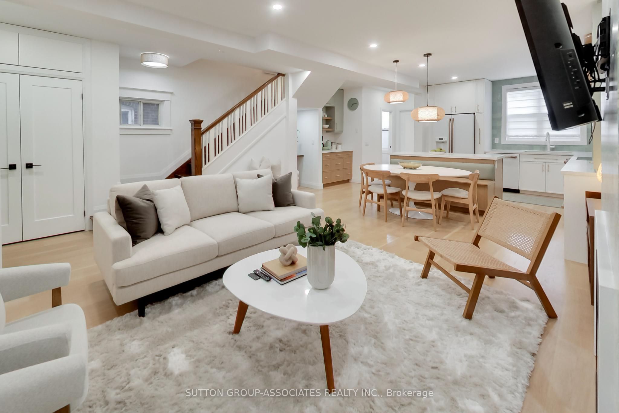 Listing 42112 Image
