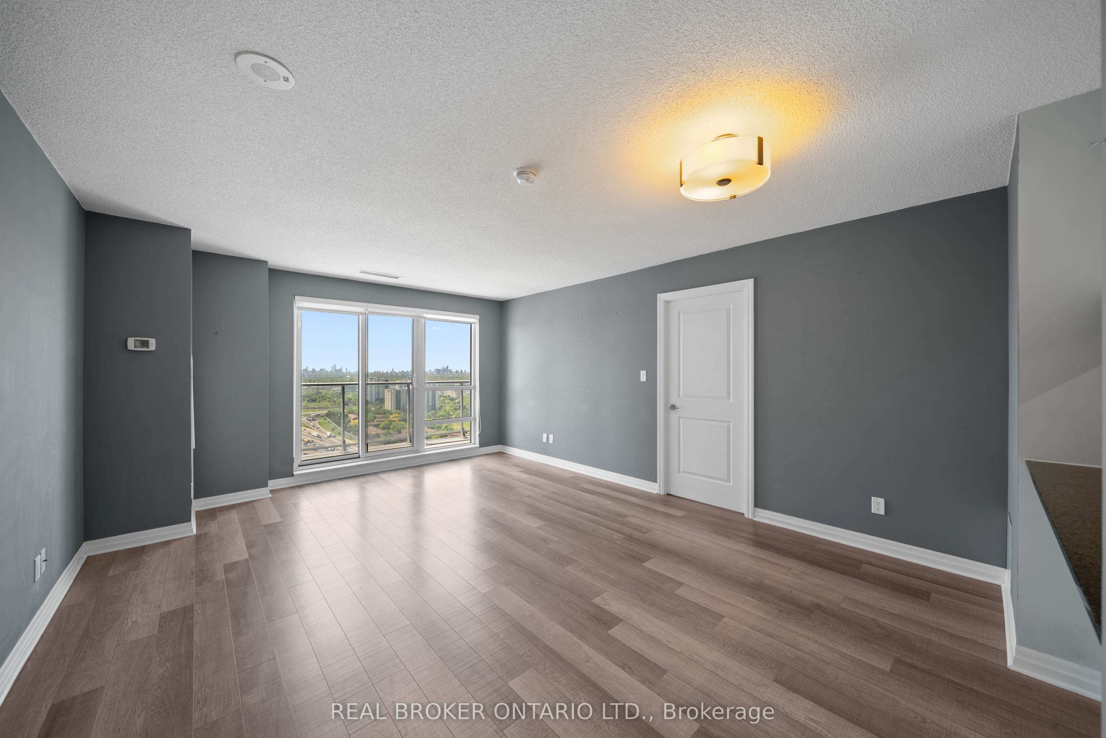 Listing 56629 Image