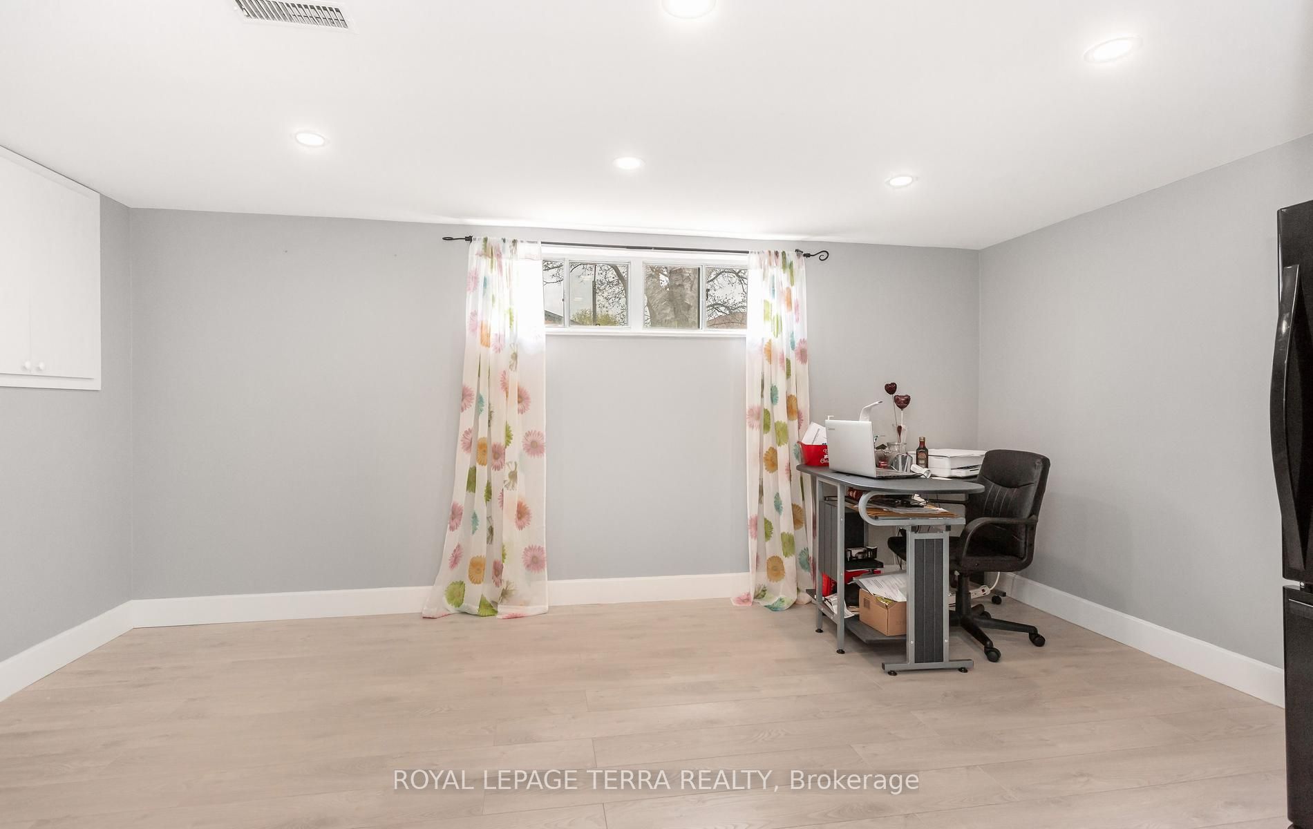 Listing 49317 Image