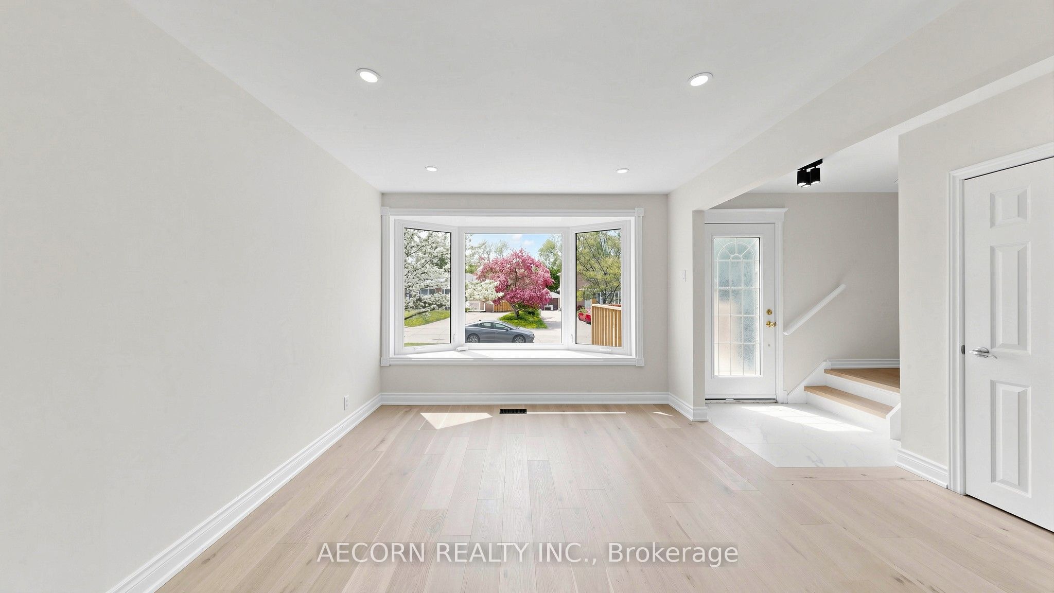Listing 100367 Image