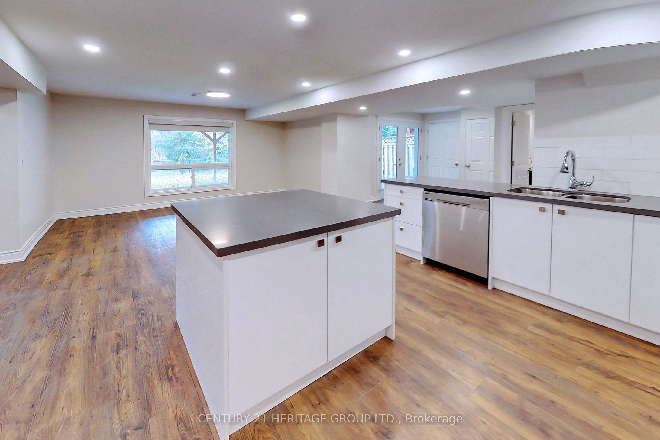 Listing 52229 Image
