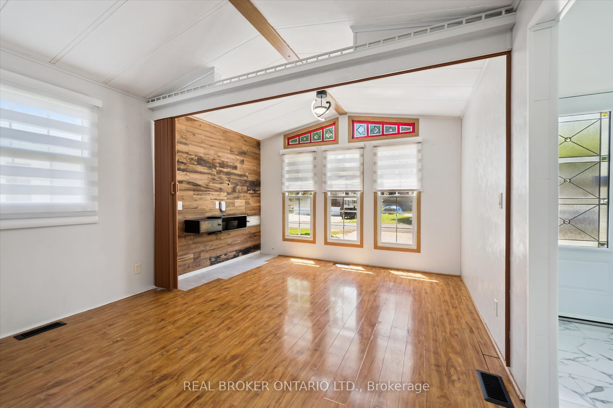 Listing 85131 Image