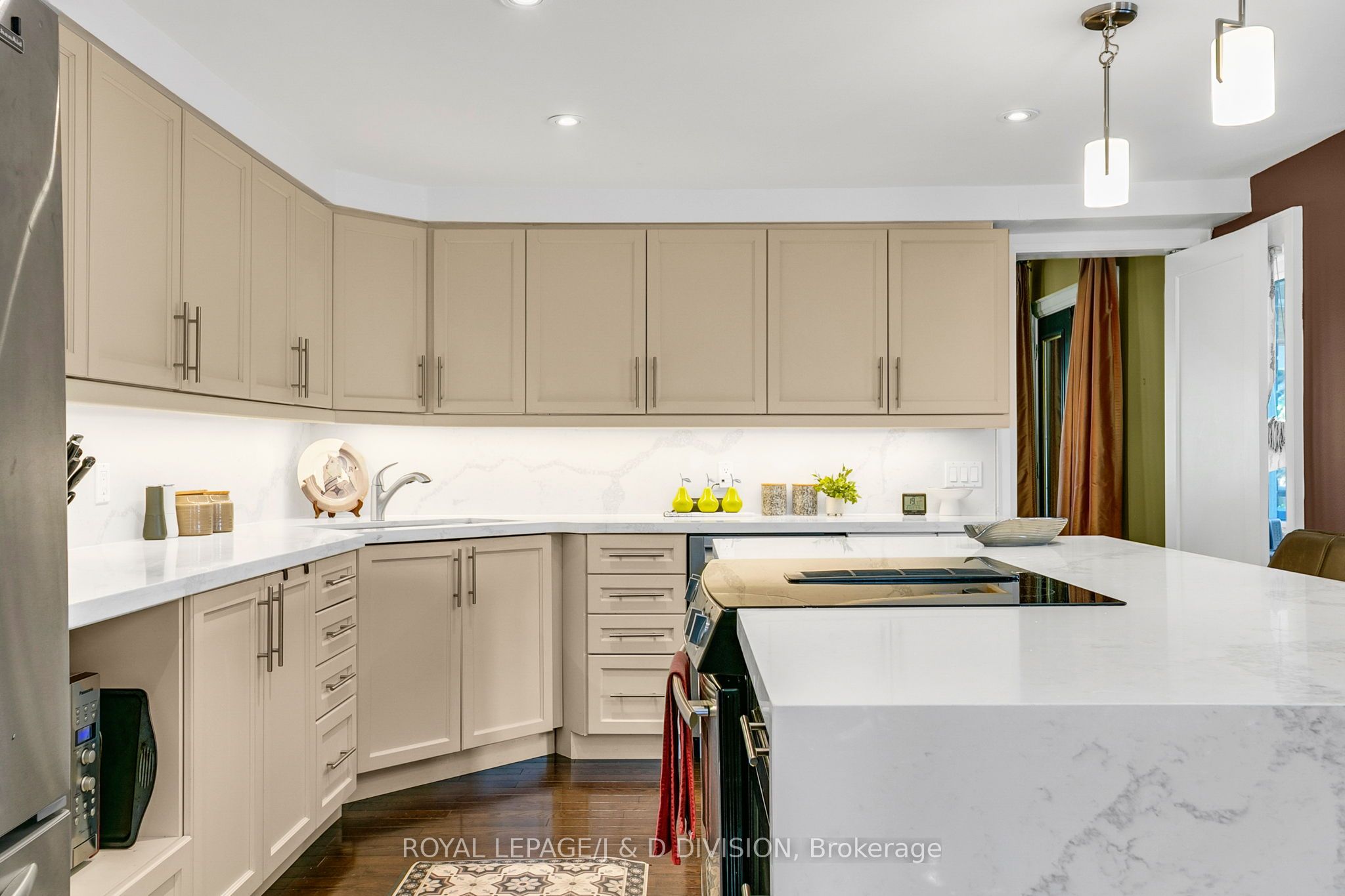 Listing 61115 Image