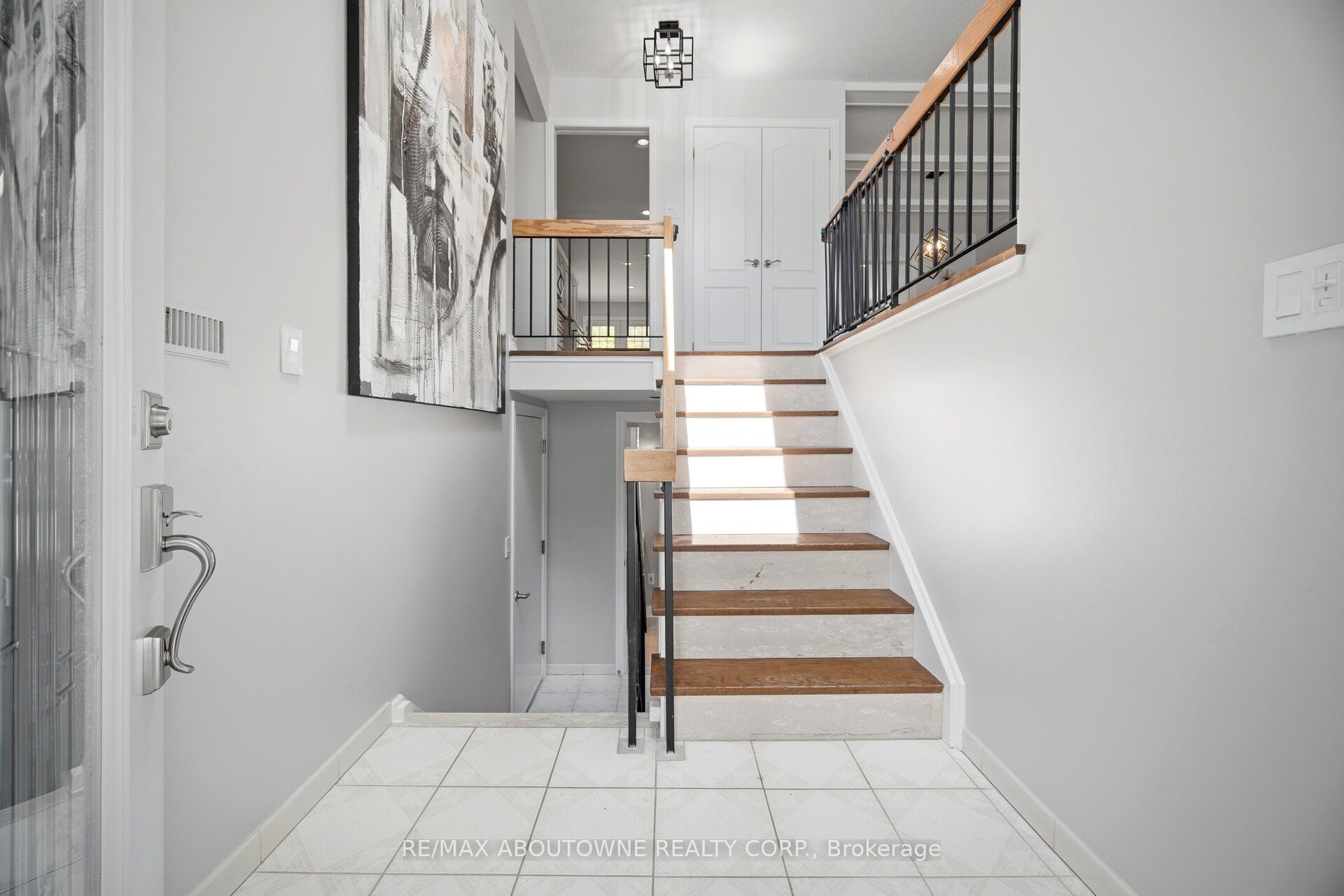 Listing 68159 Image