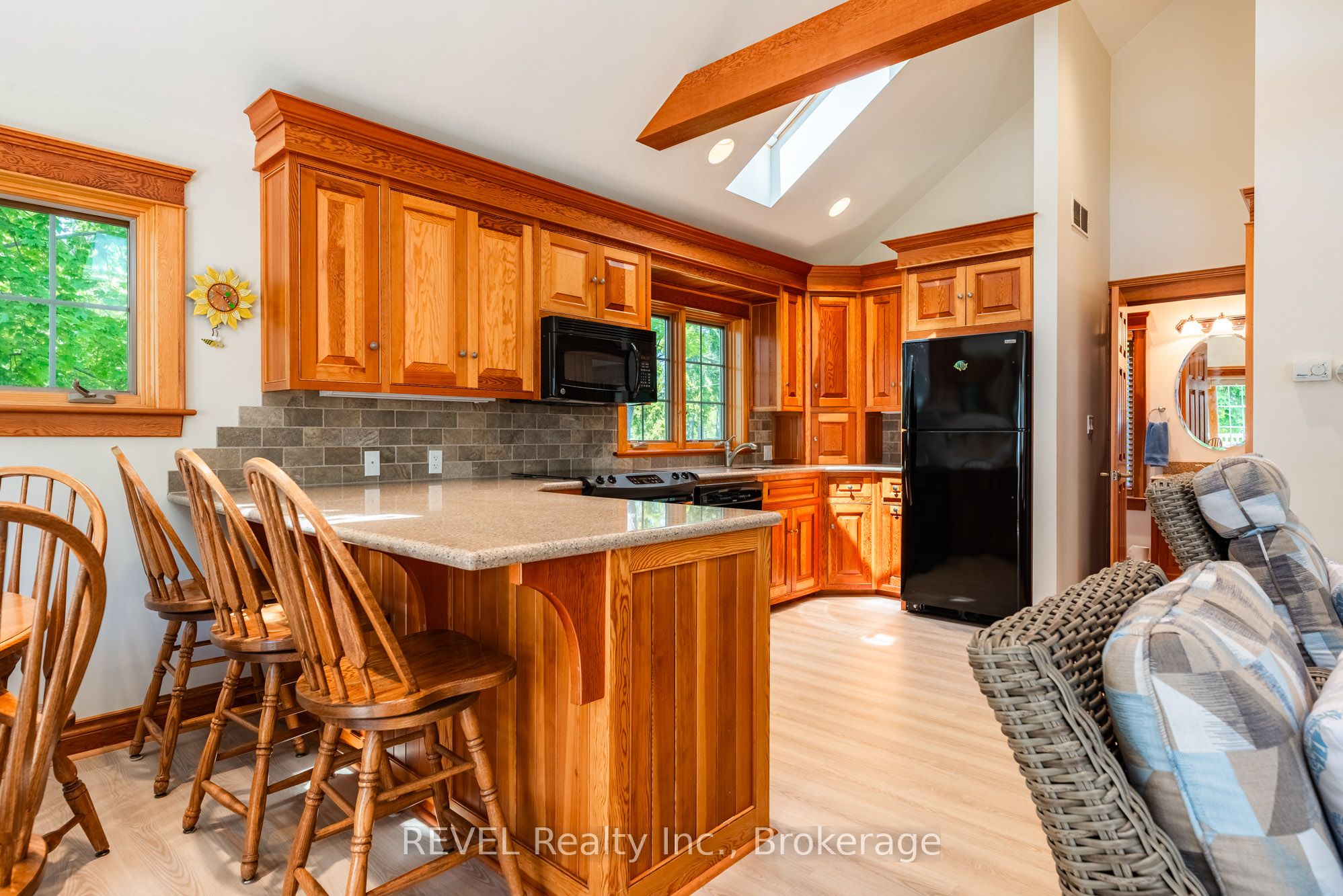 Listing 78937 Image