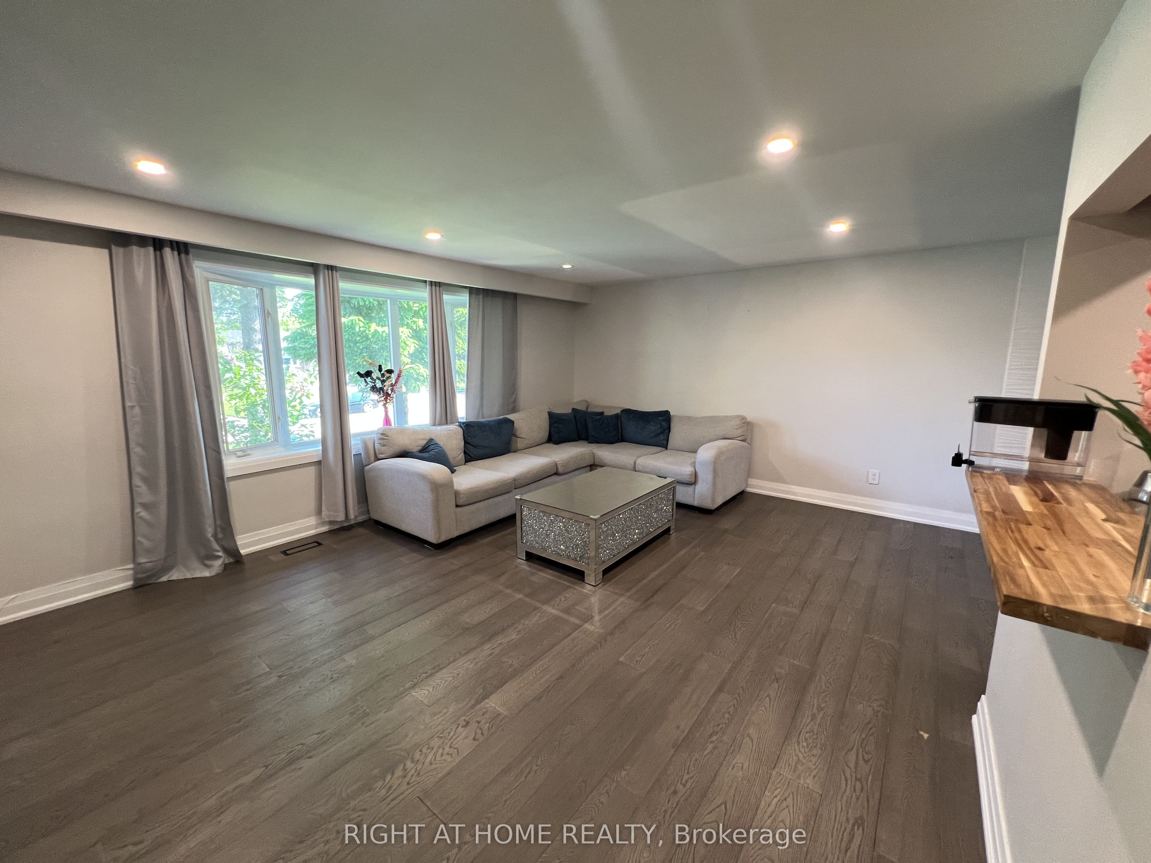 Listing 68446 Image