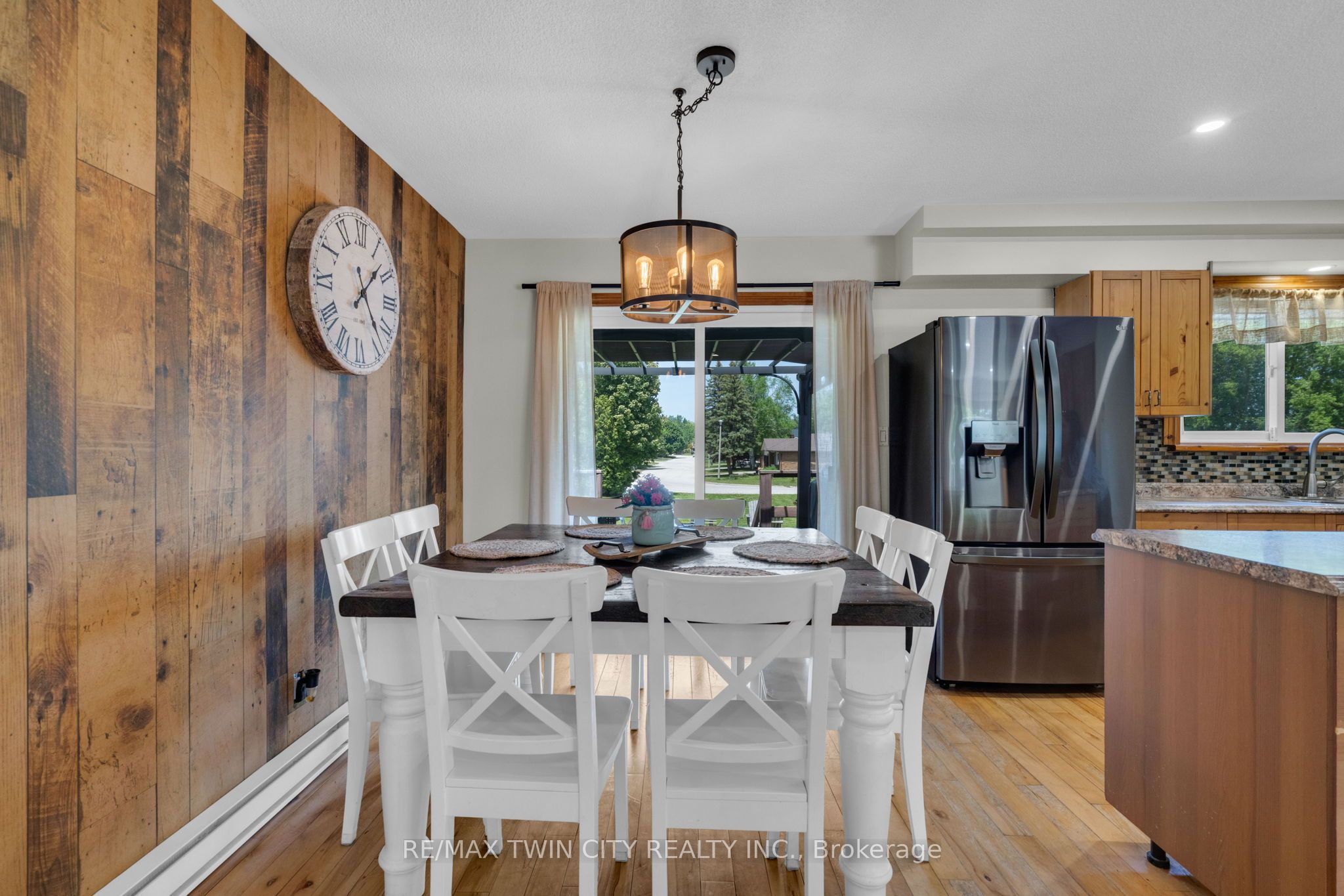 Listing 76002 Image