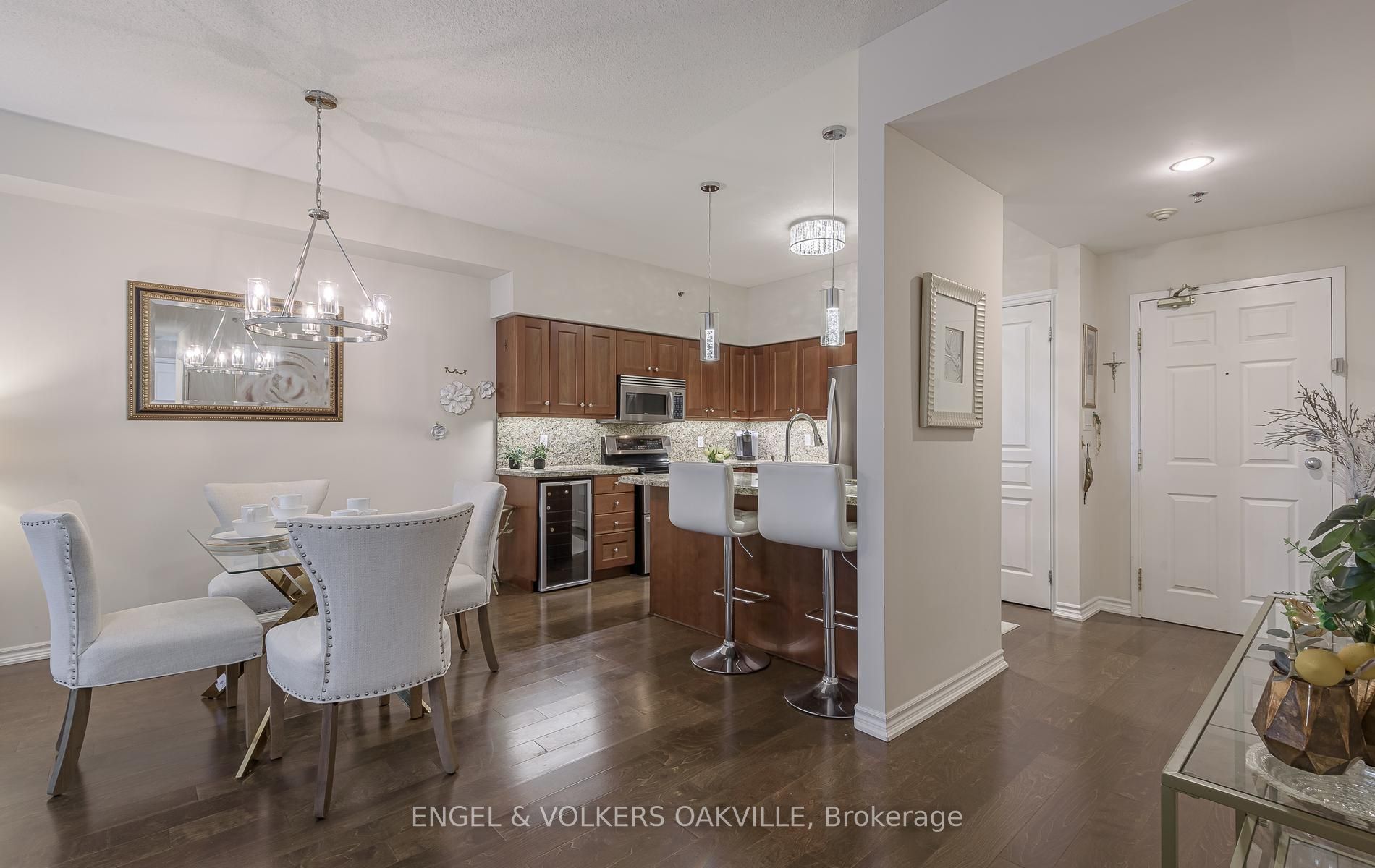 Listing 244116 Image