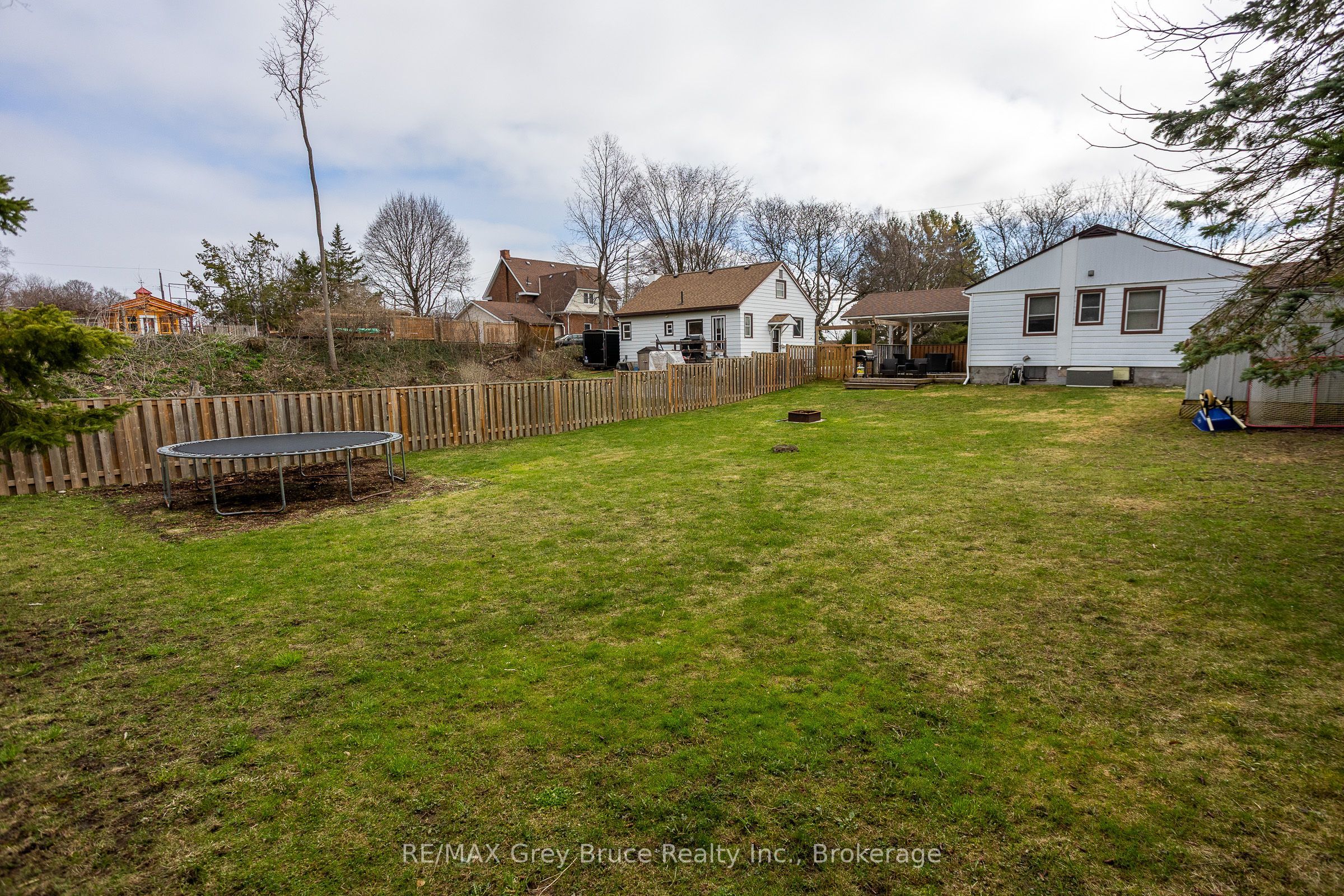 Listing 72040 Image