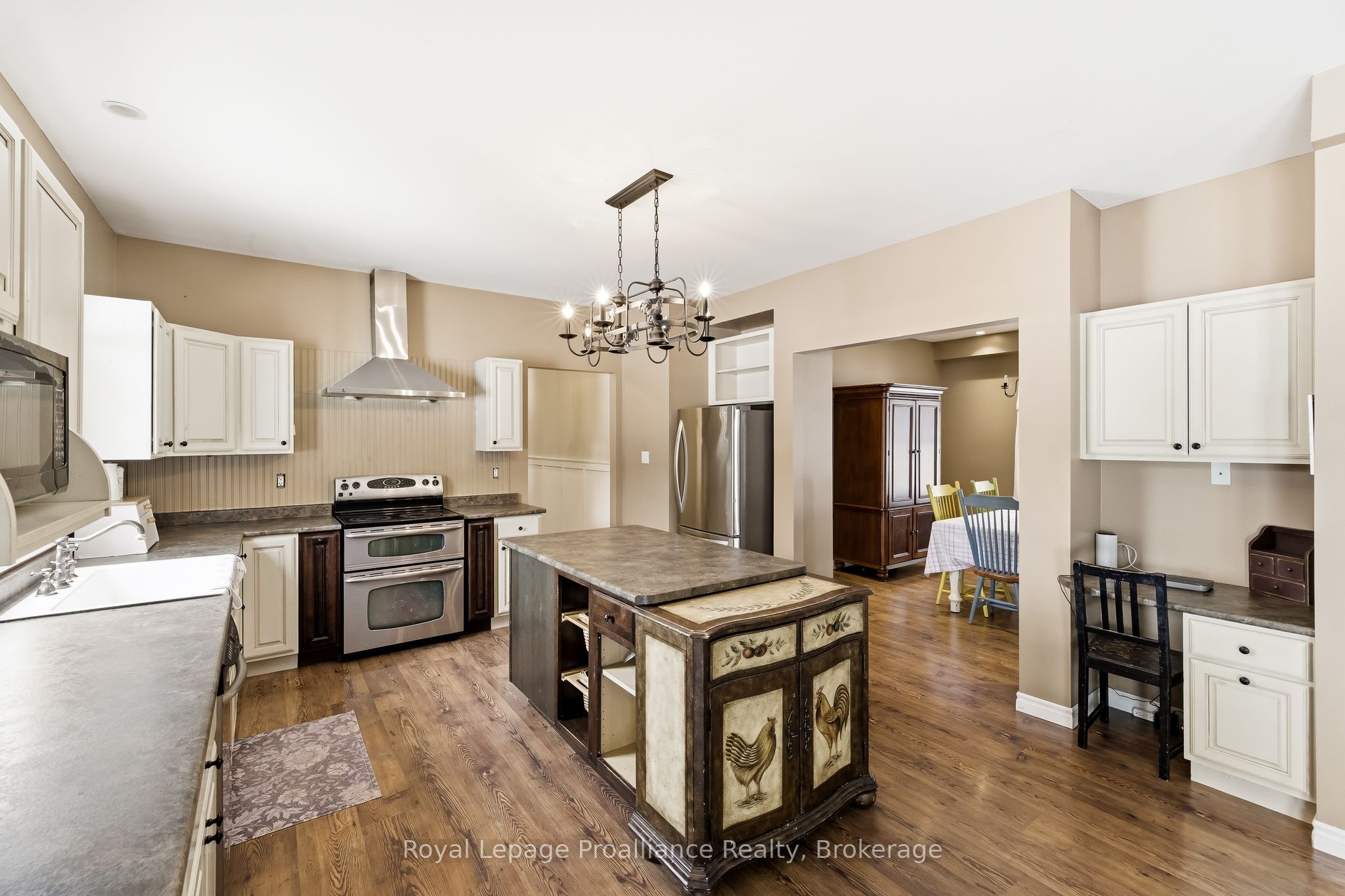 Listing 73945 Image