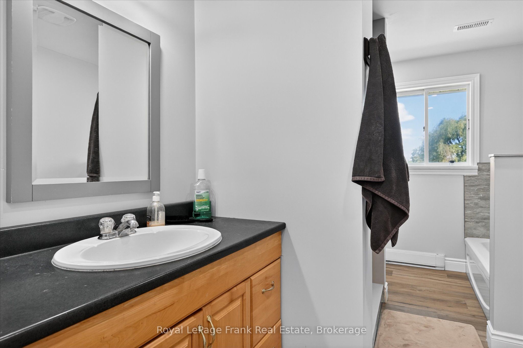 Listing 76227 Image