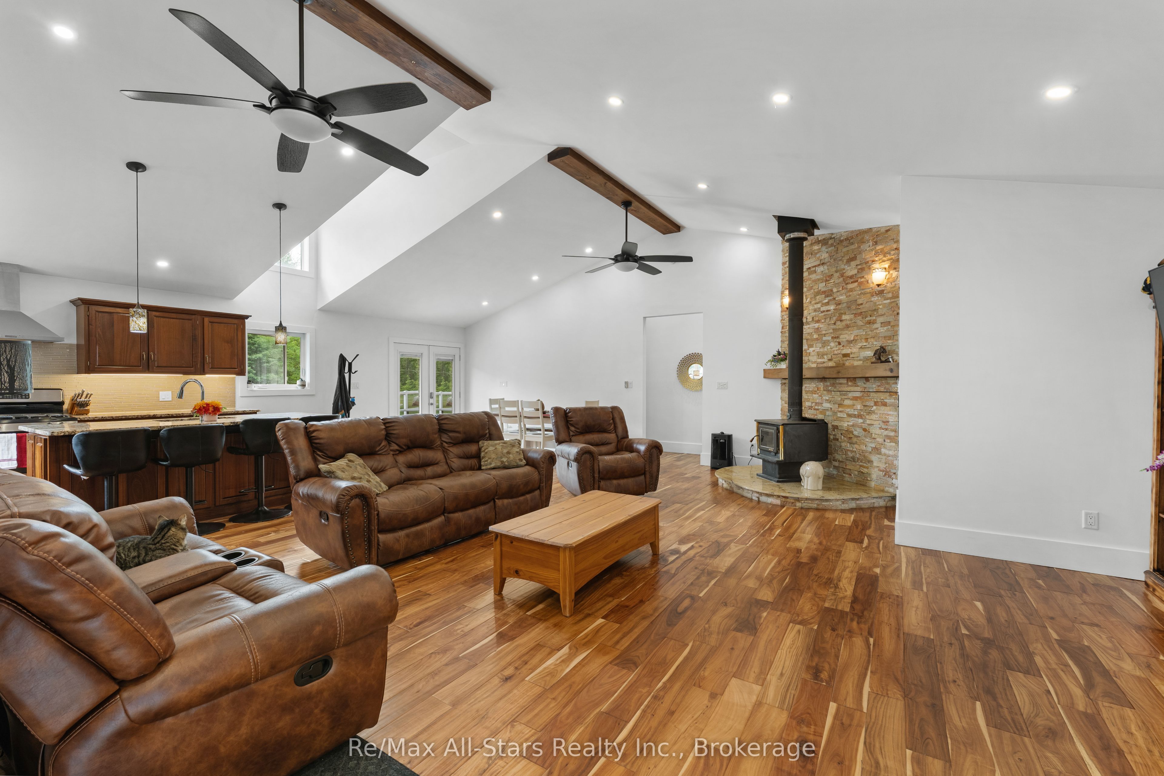 Listing 91147 Image