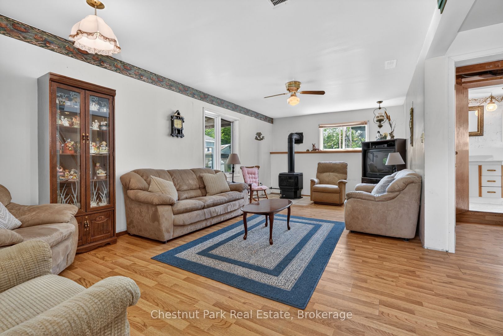Listing 90511 Image