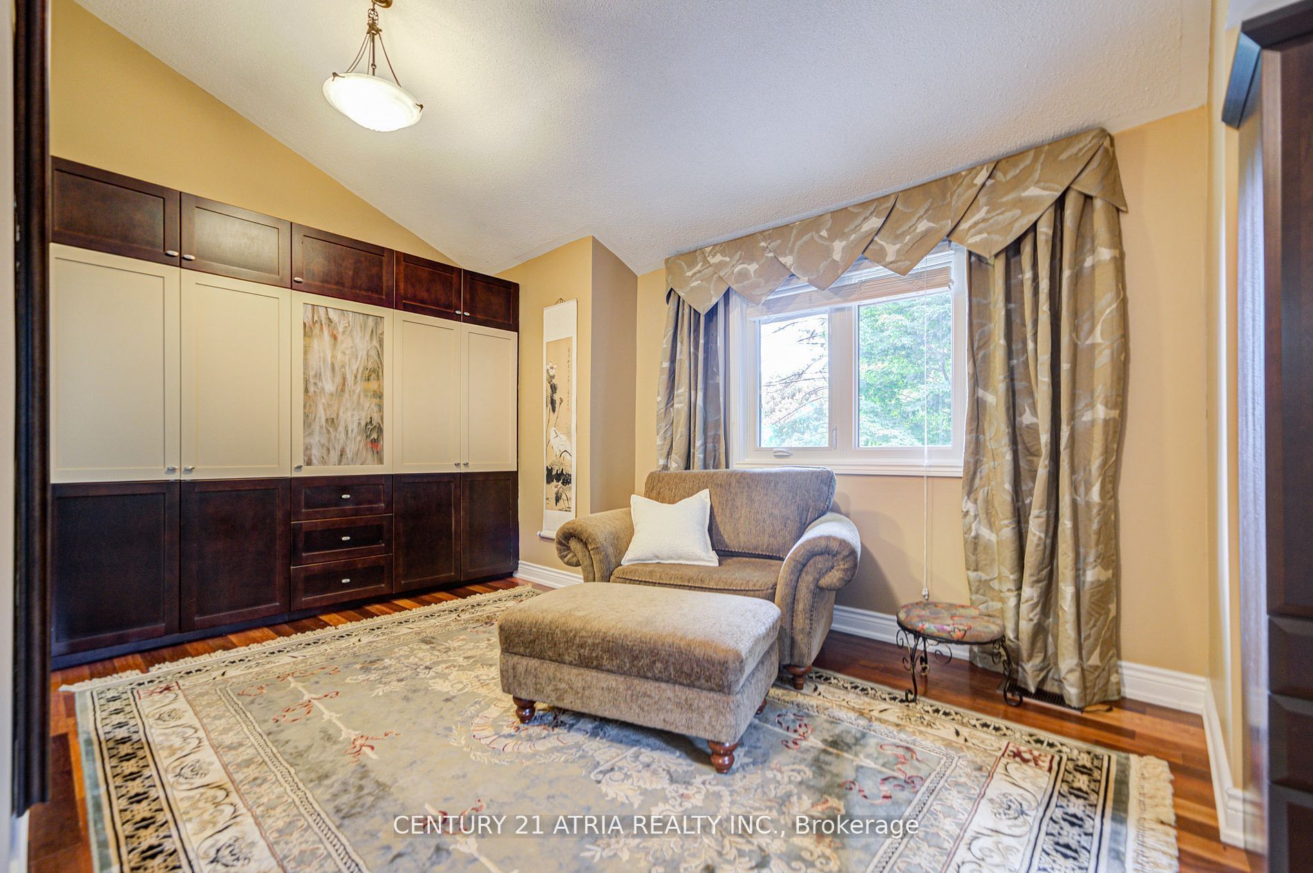 Listing 81095 Image