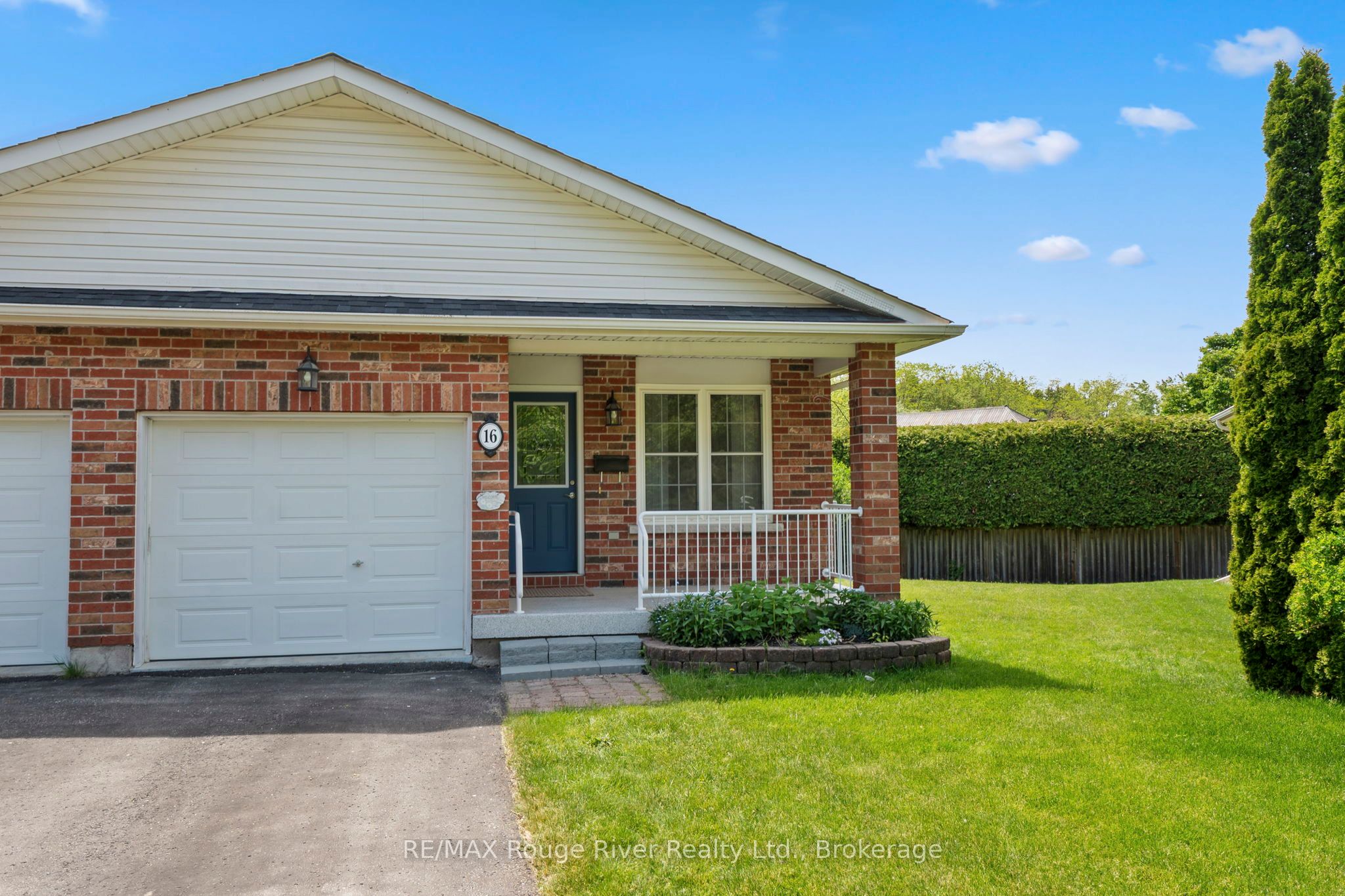 Listing 84214 Image