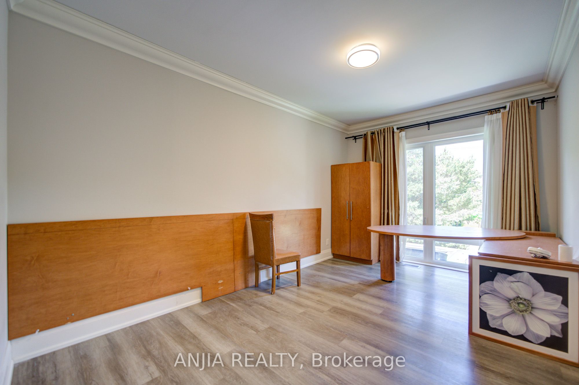 Main Property