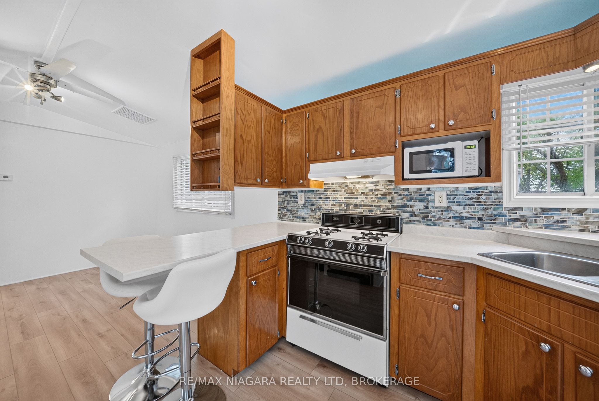 Listing 127999 Image