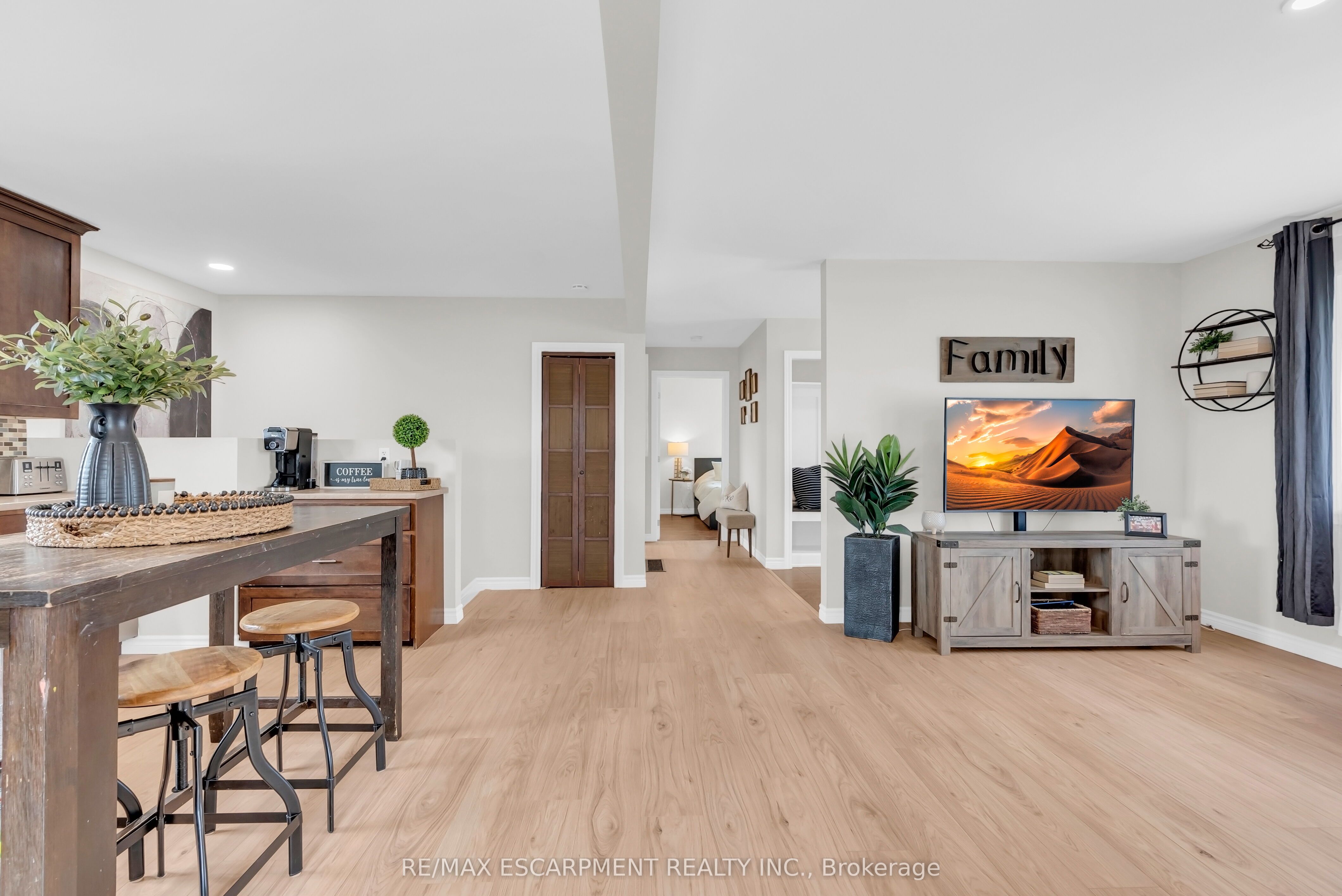 Listing 100570 Image