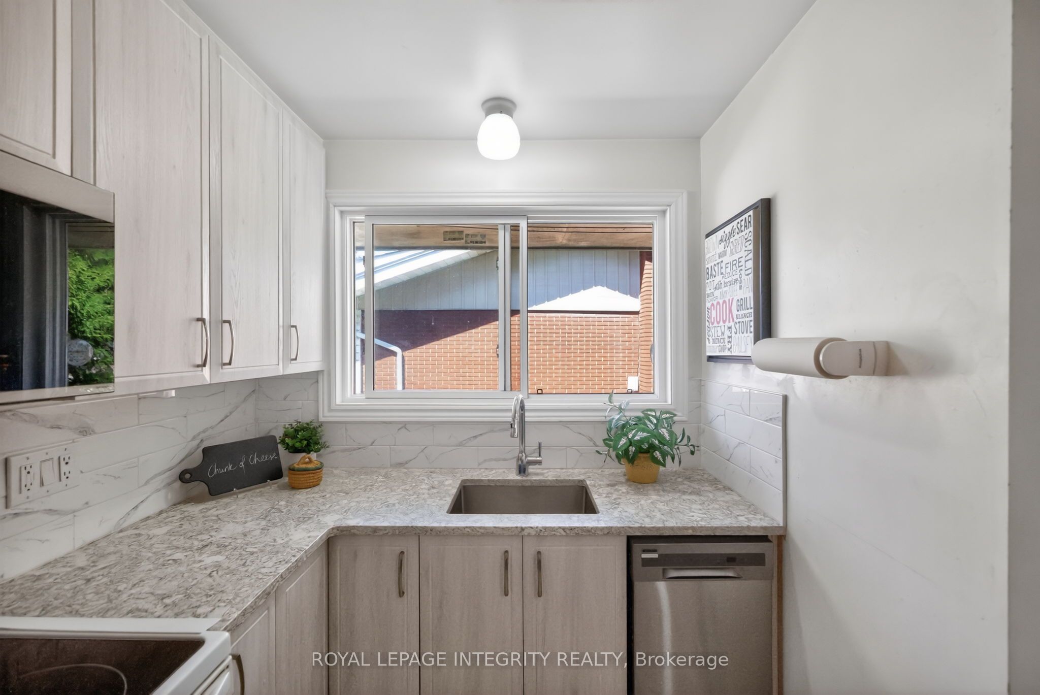 Listing 101718 Image