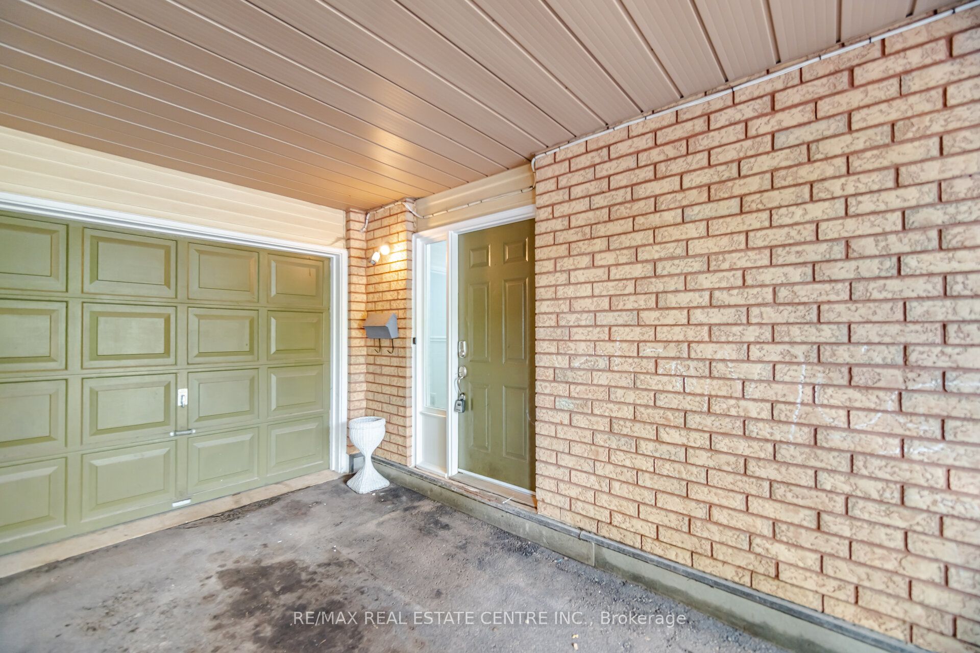 Listing 94079 Image