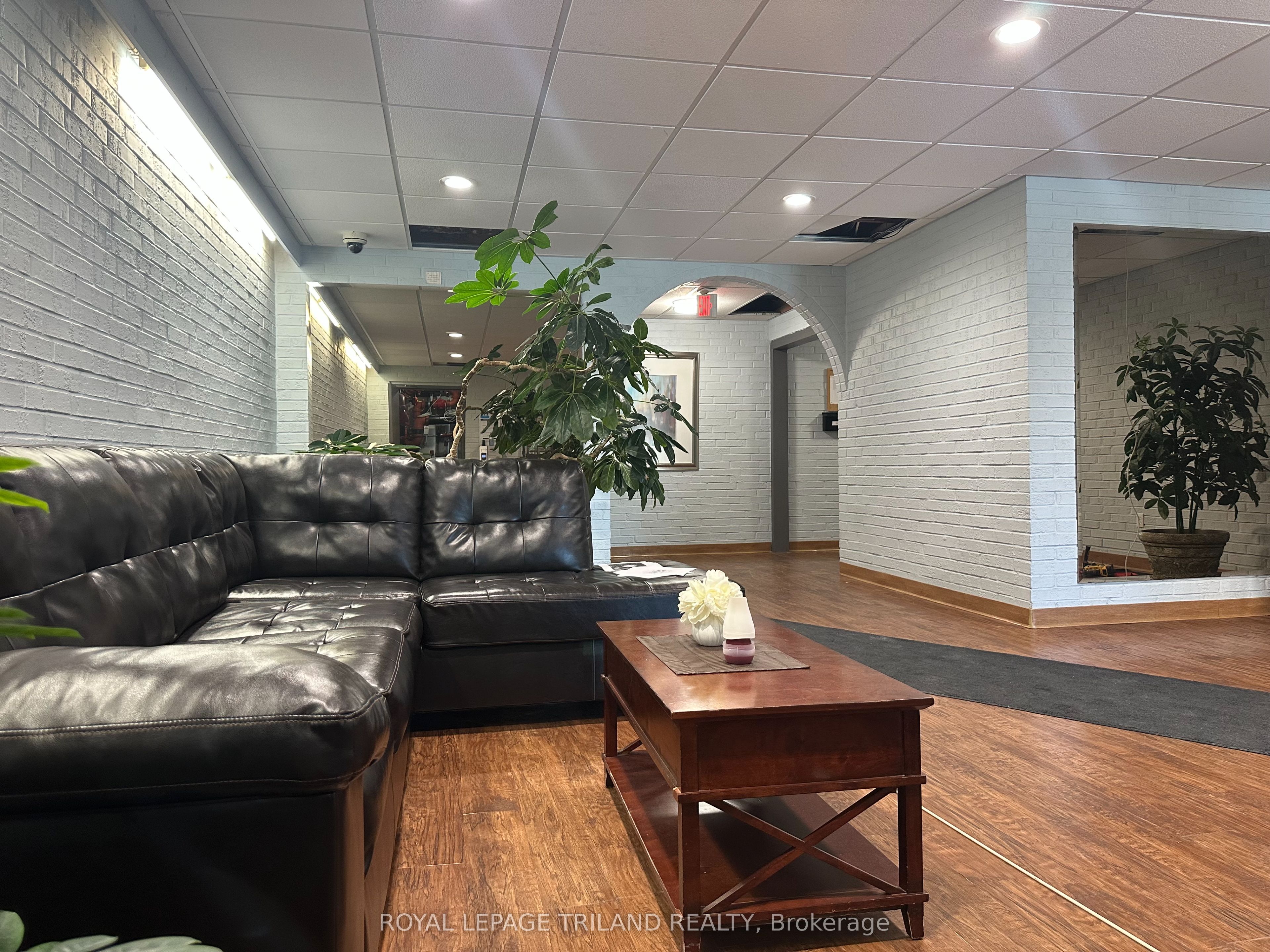 Listing 95829 Image