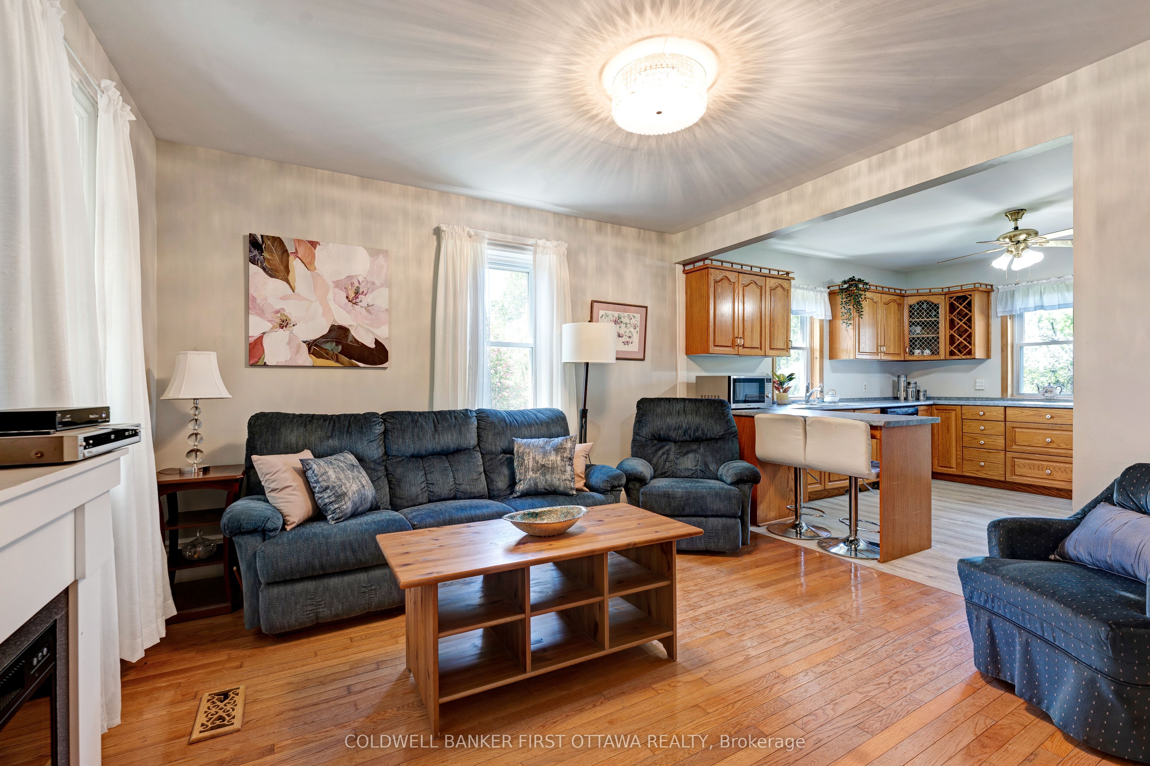 Listing 103009 Image