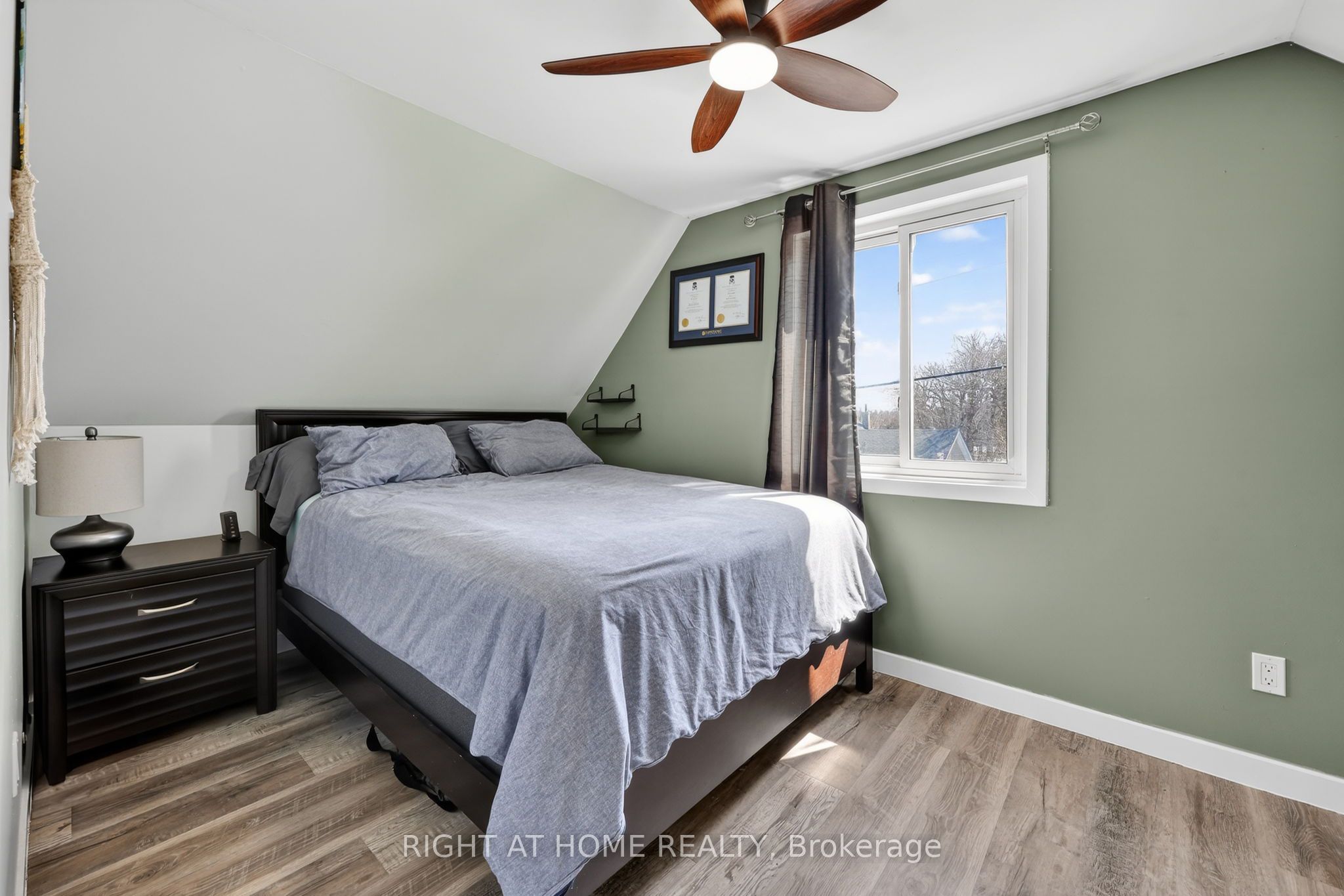 Listing 105653 Image