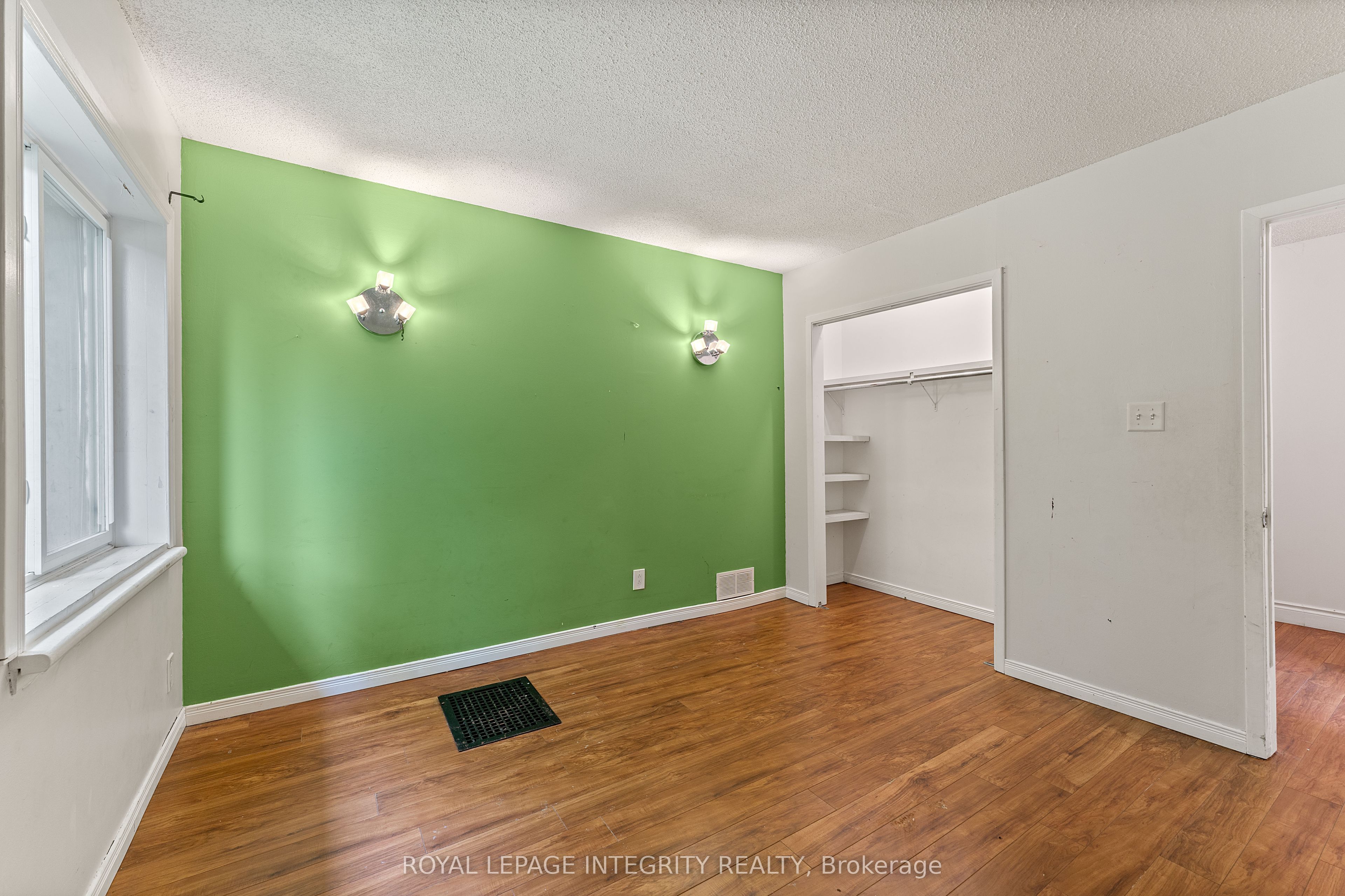 Listing 100863 Image