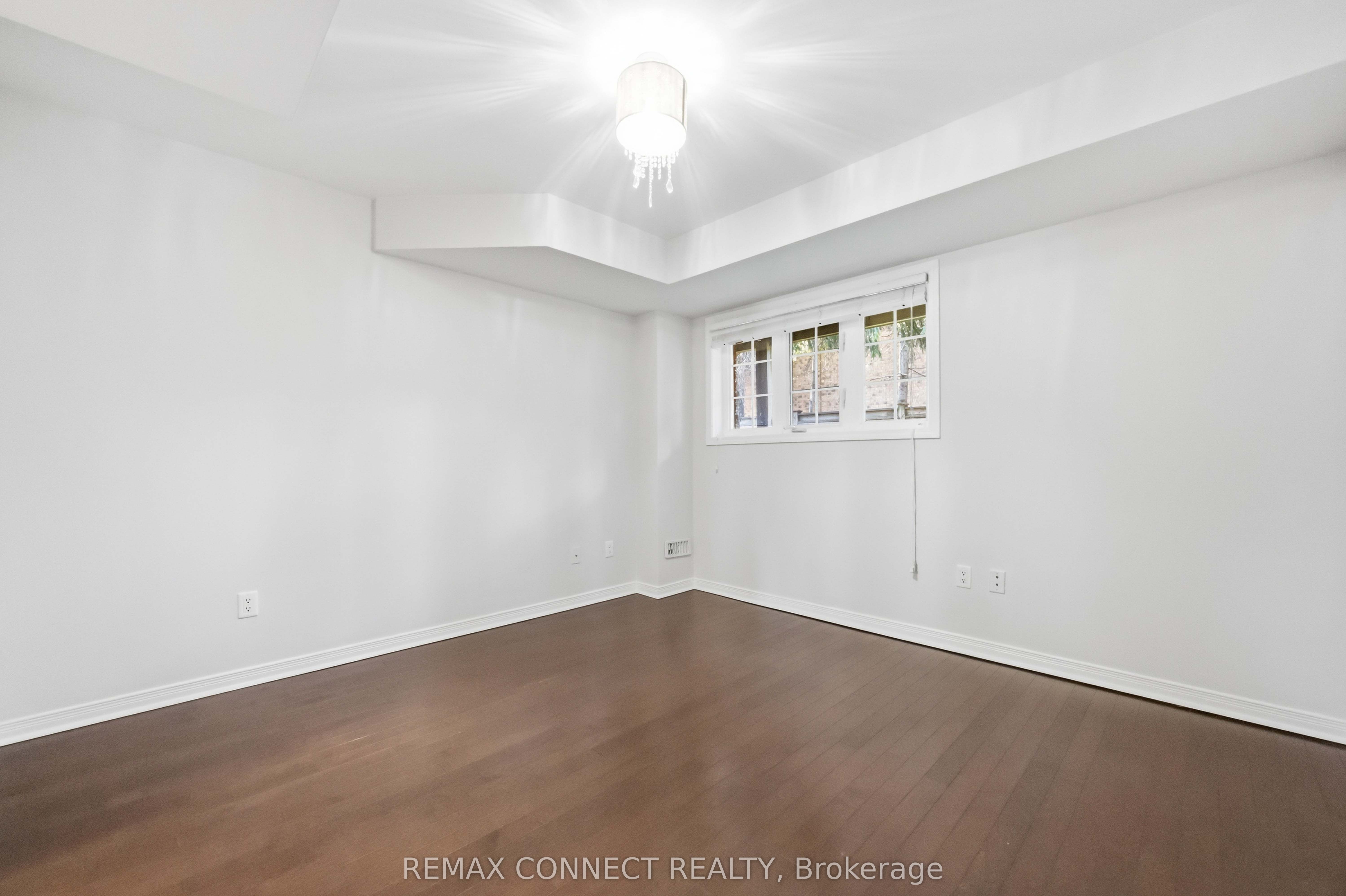Listing 104653 Image