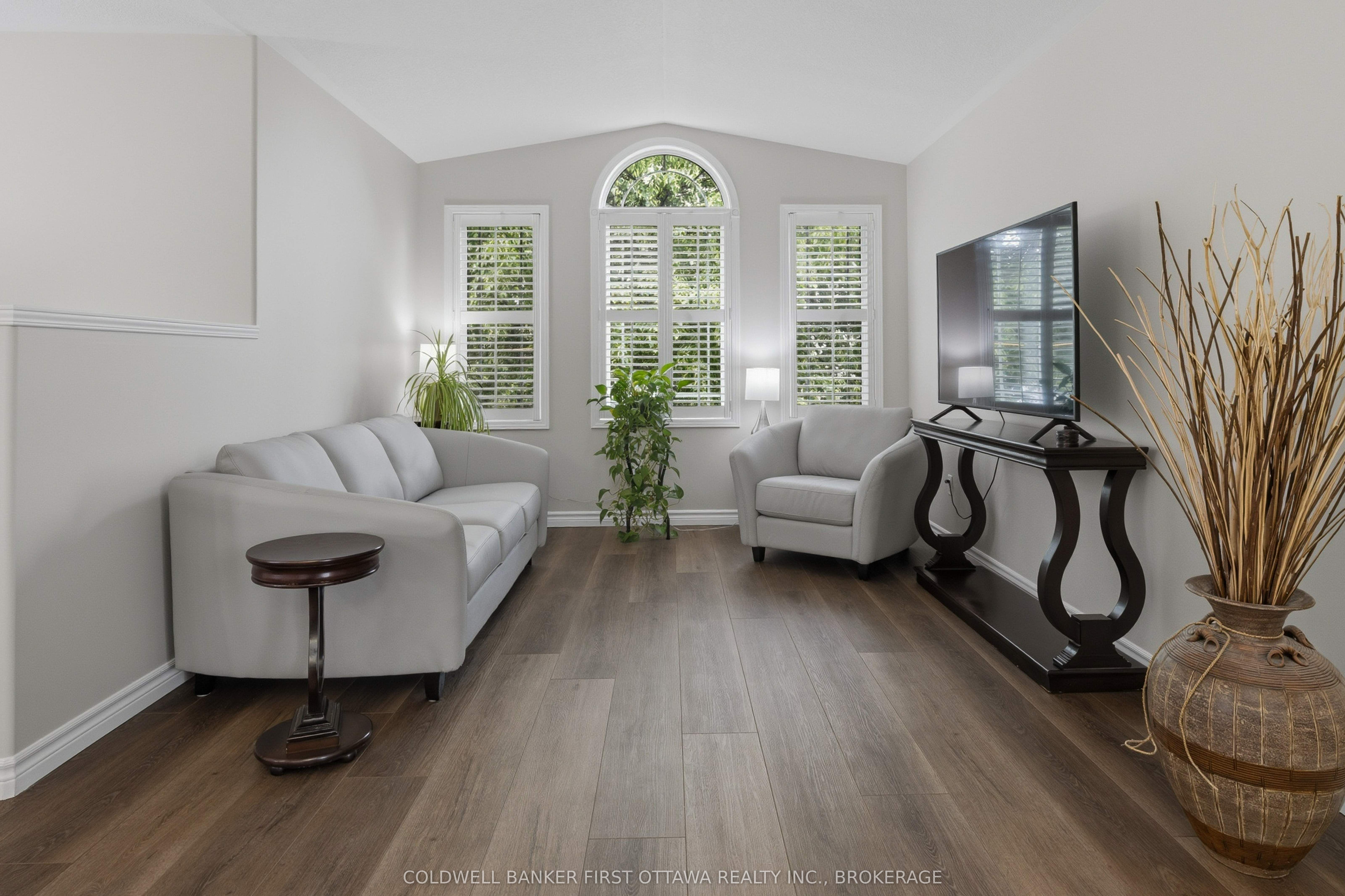 Listing 100357 Image