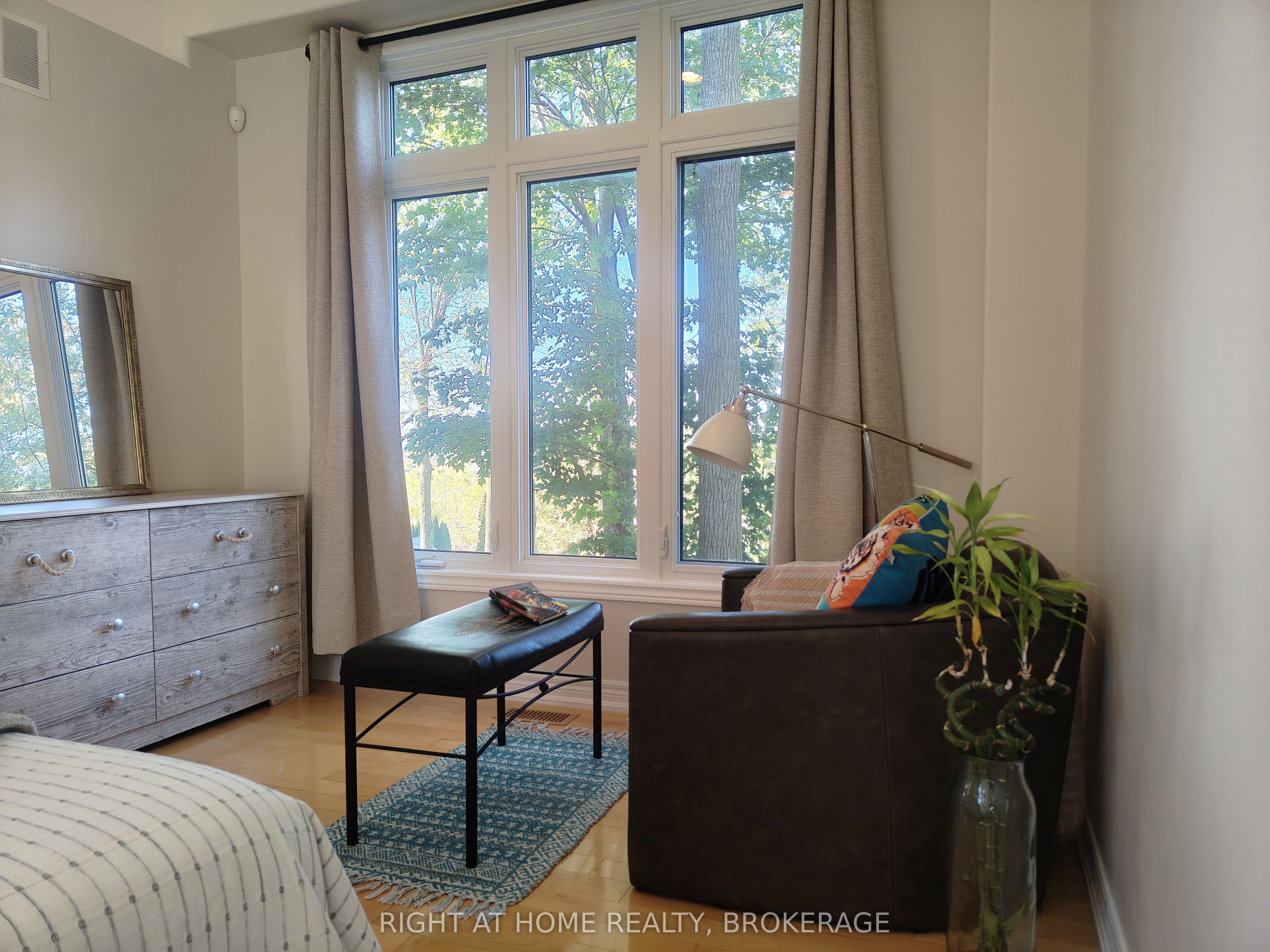 Listing 100984 Image