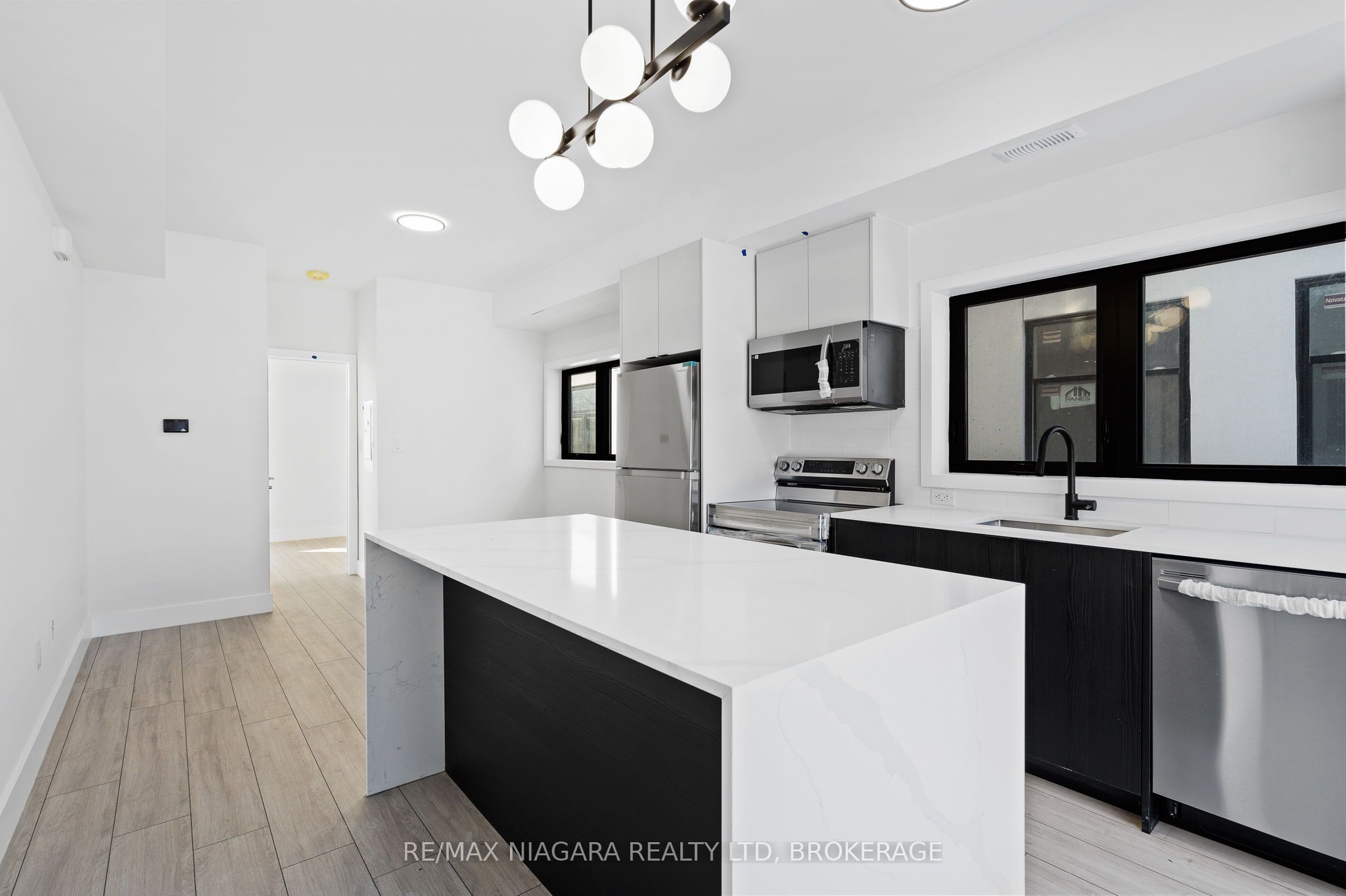Listing 99048 Image