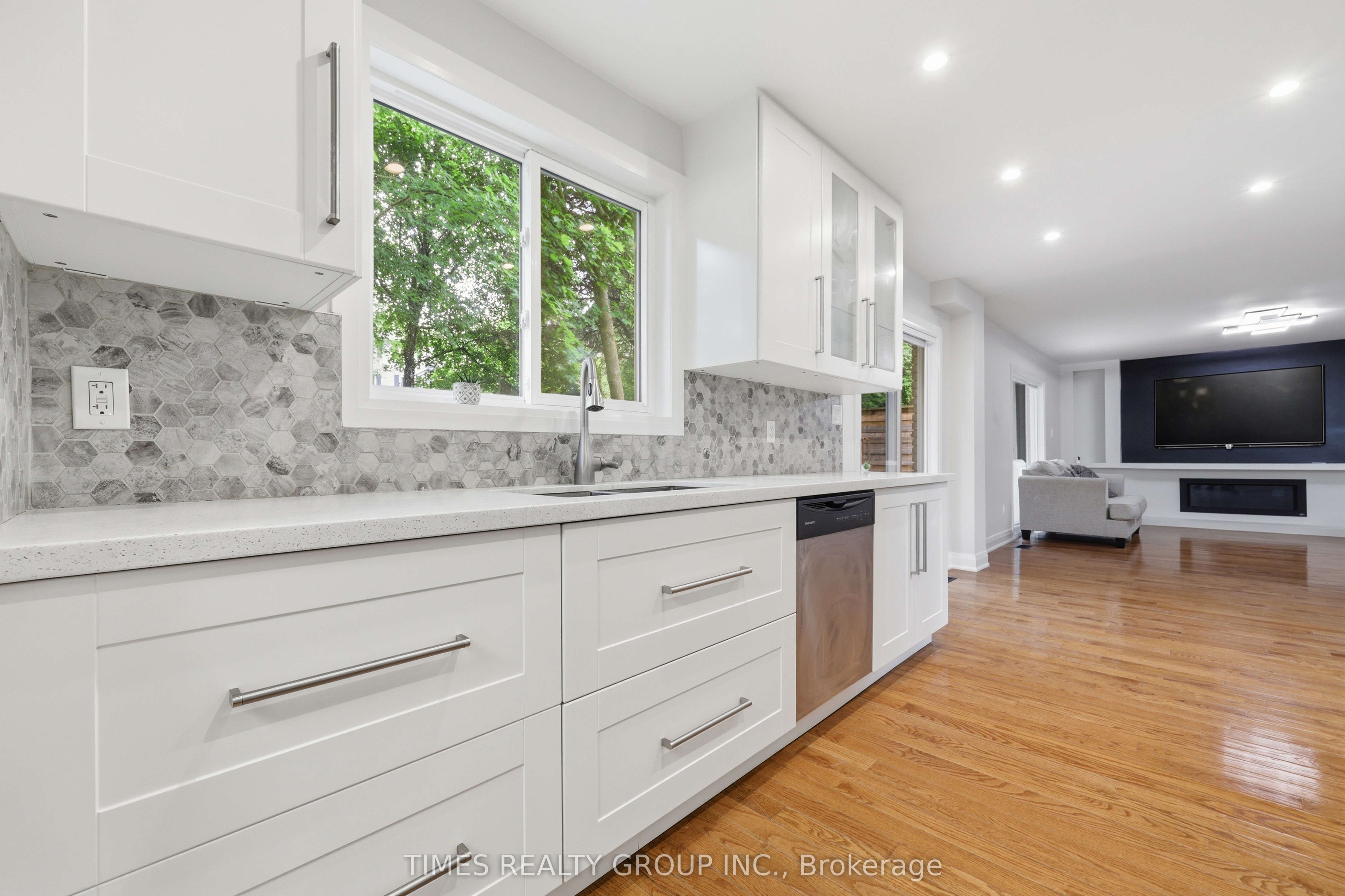 Listing 104894 Image